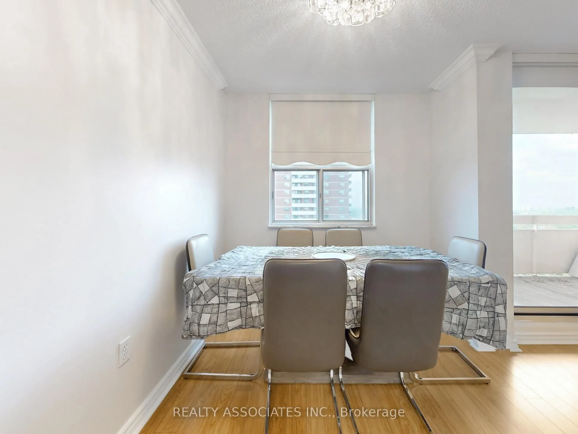 205 Hilda Avenue, #1704