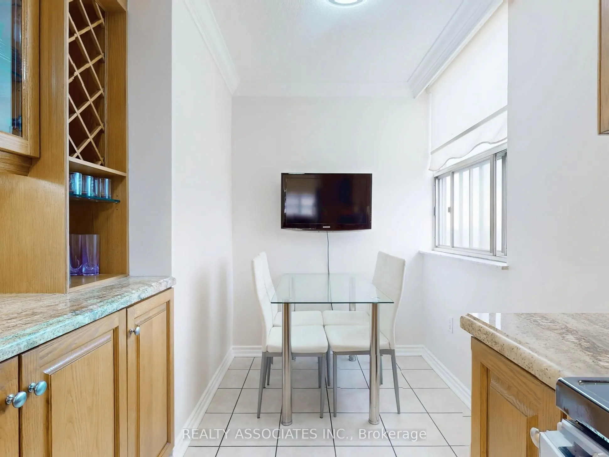 205 Hilda Avenue, #1704