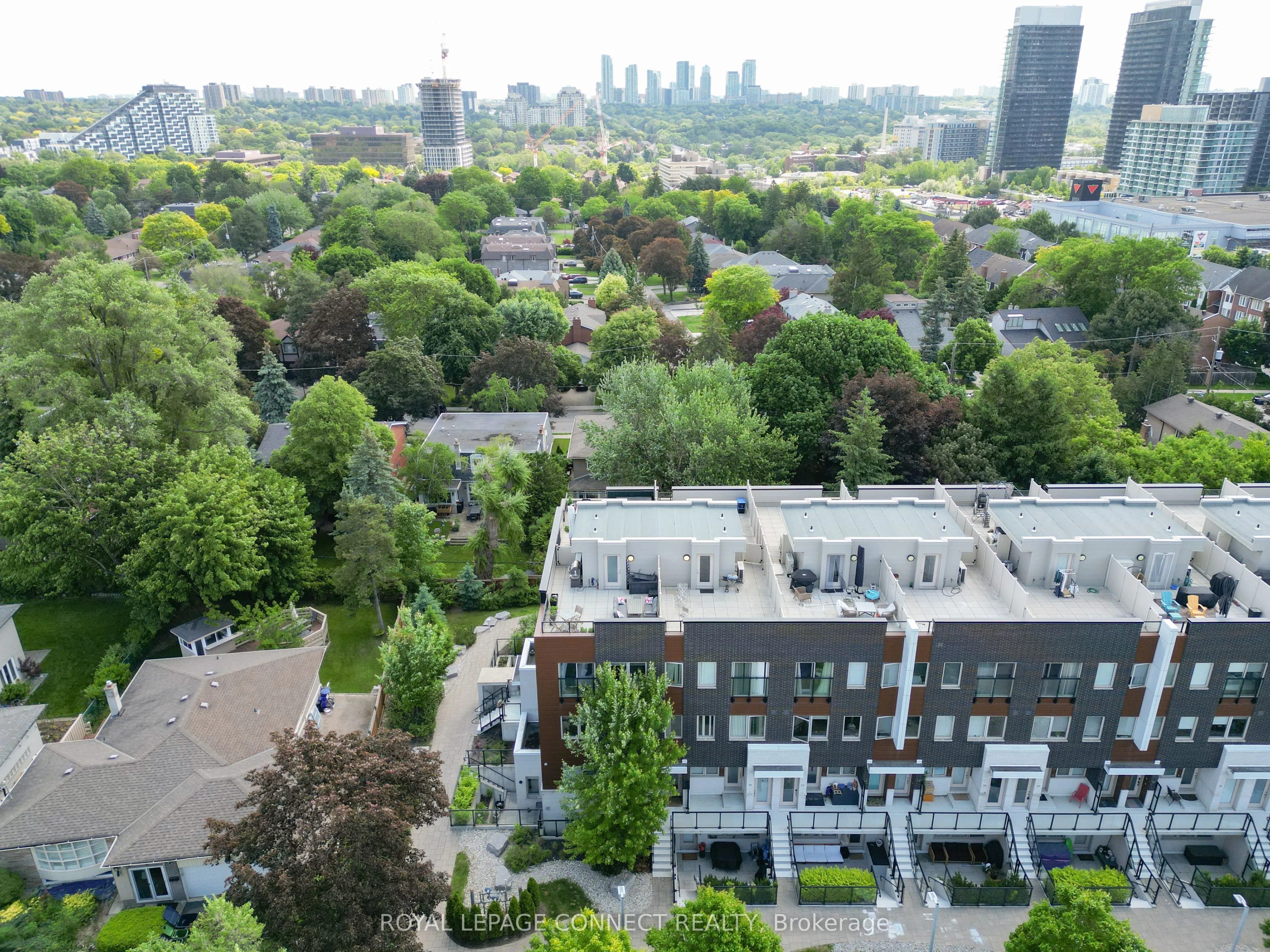 780 Sheppard Avenue E #TH03