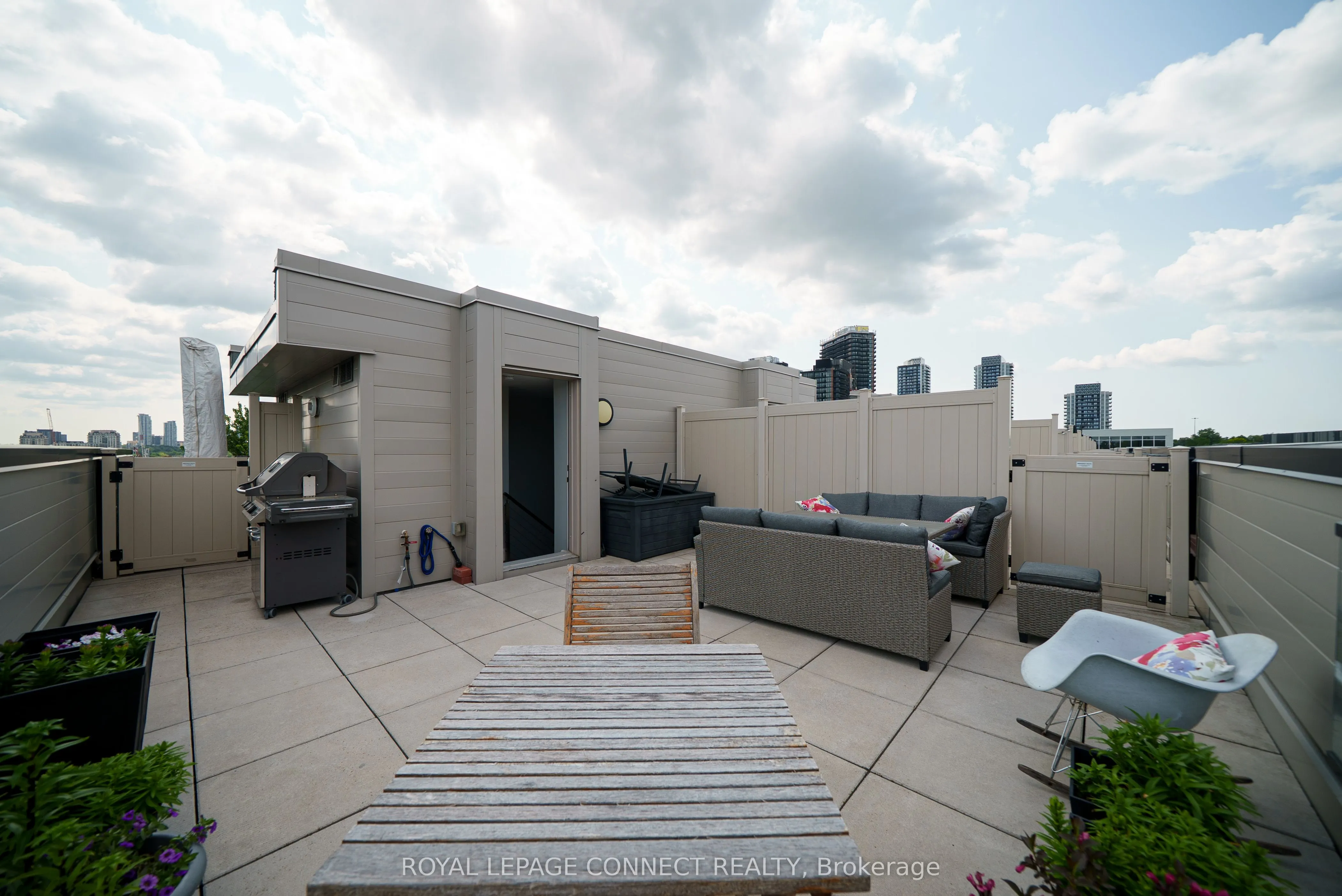 780 Sheppard Avenue E #TH03