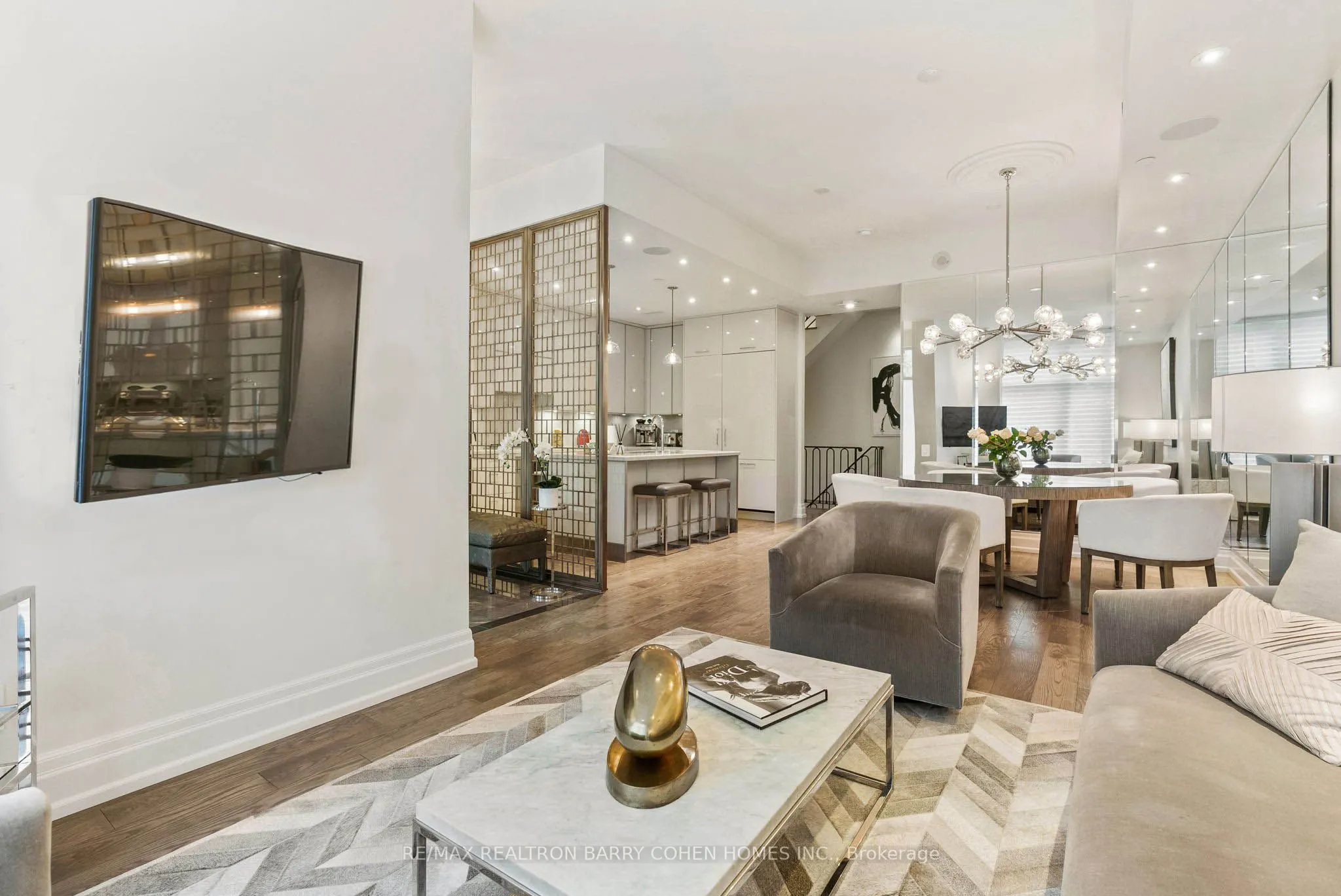133 Pears Avenue #2