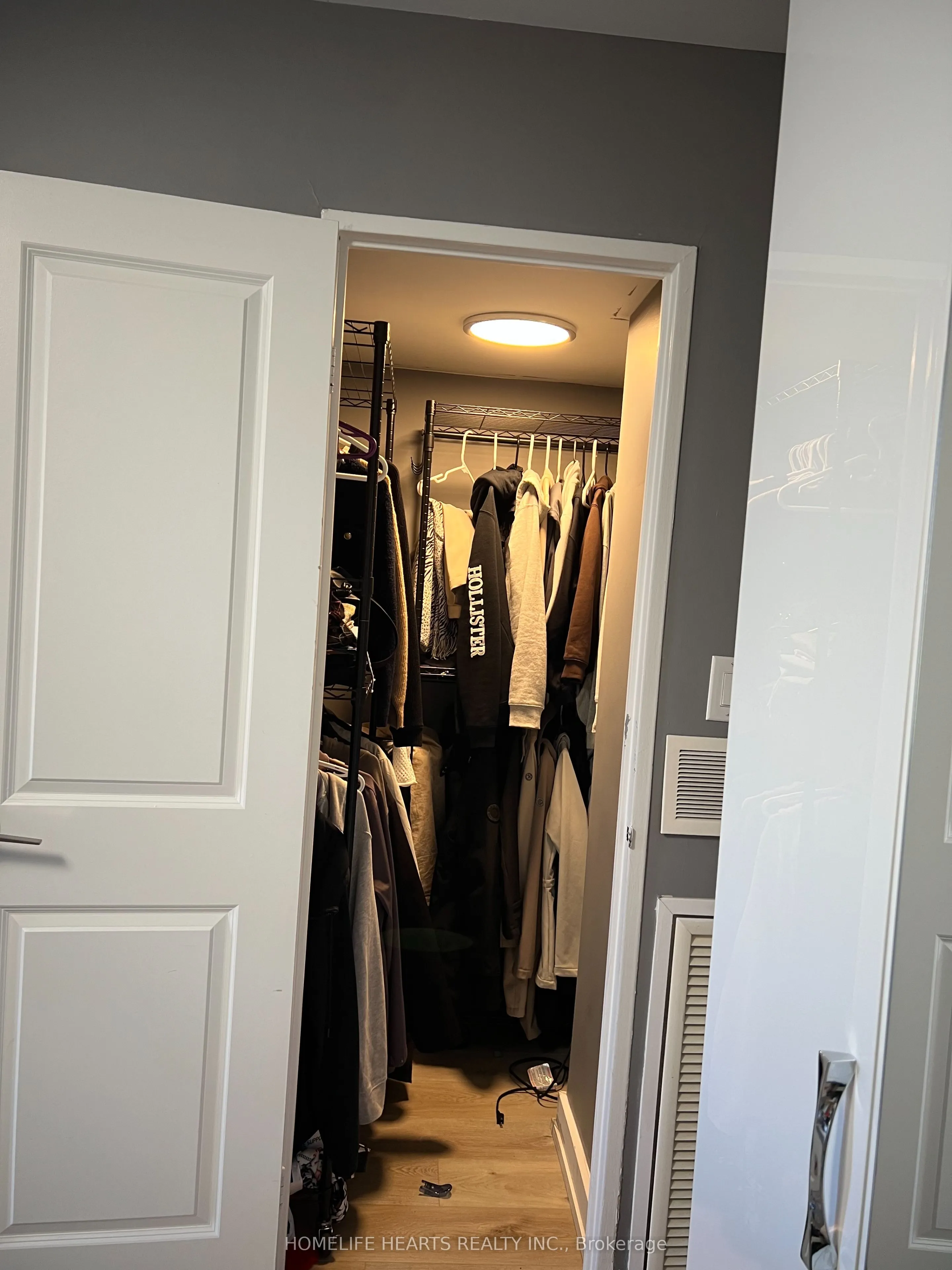 20 Edgecliff Golfway, #315