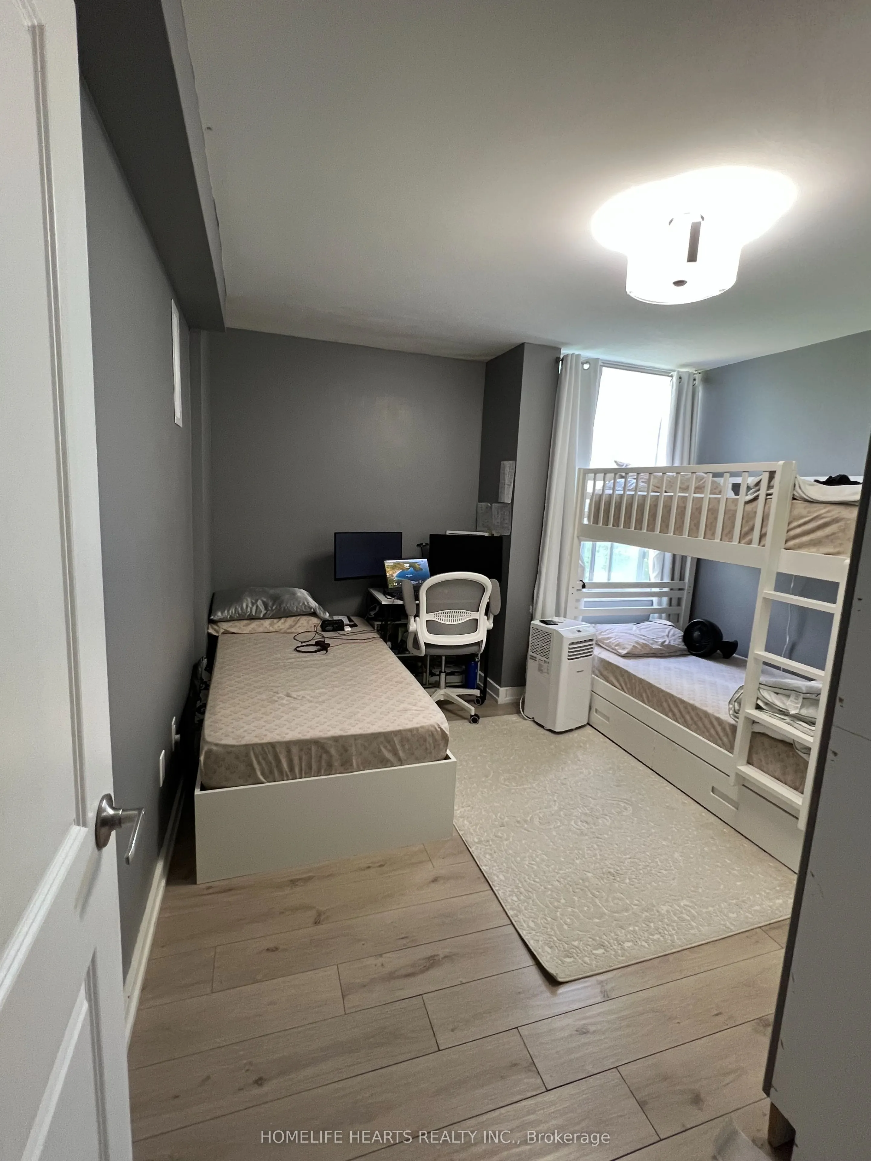 20 Edgecliff Golfway, #315