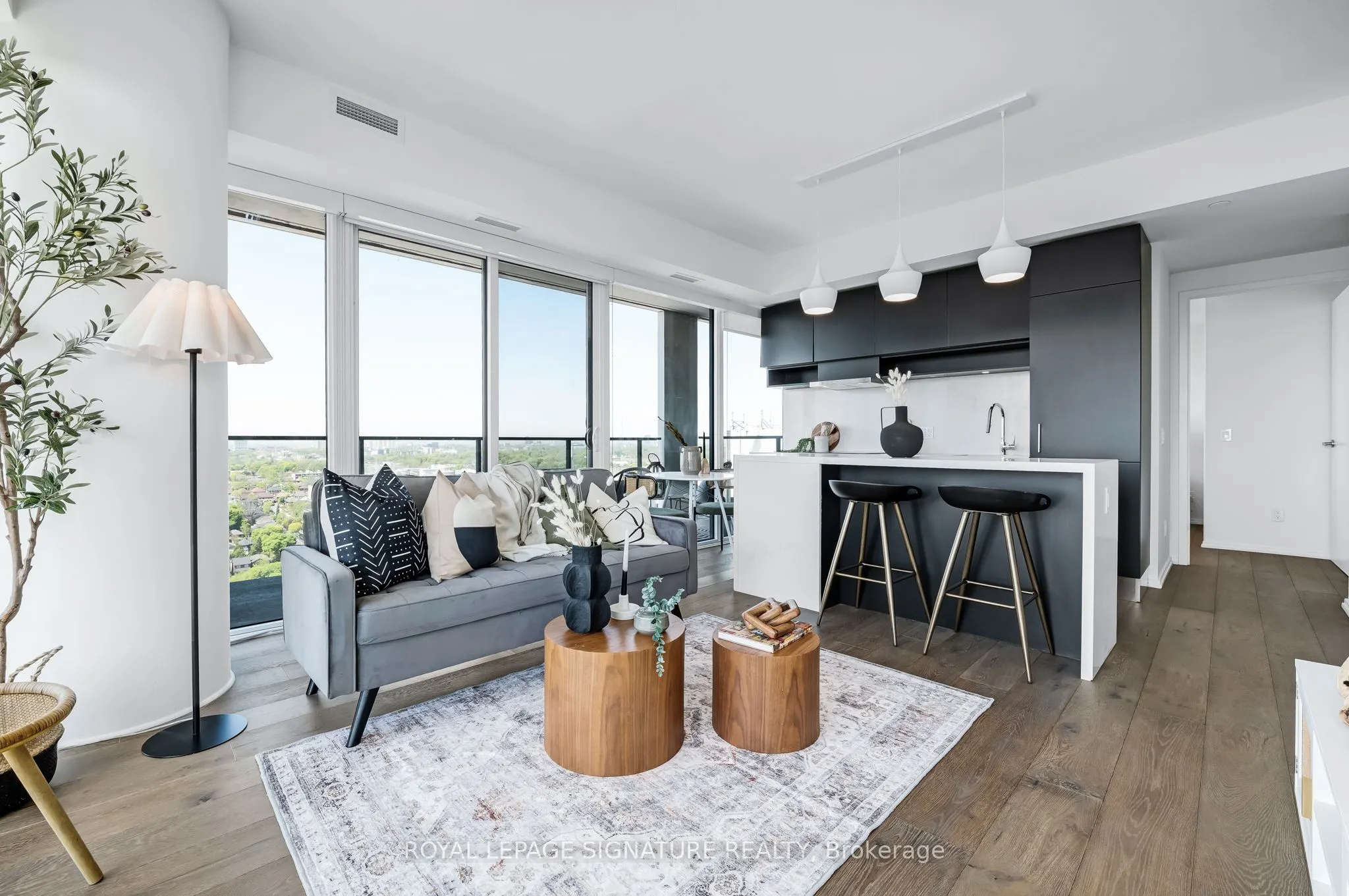 5 Soudan Avenue, #2814