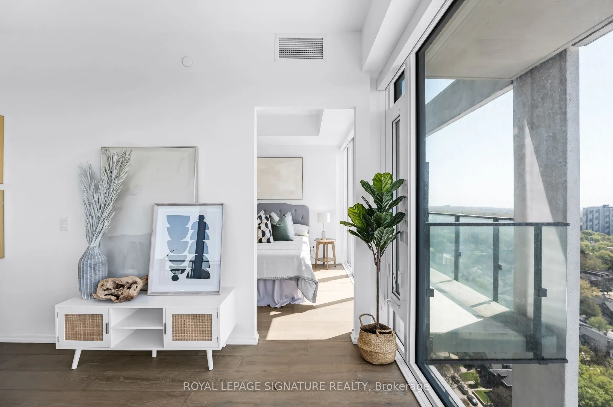 5 Soudan Avenue, #2814