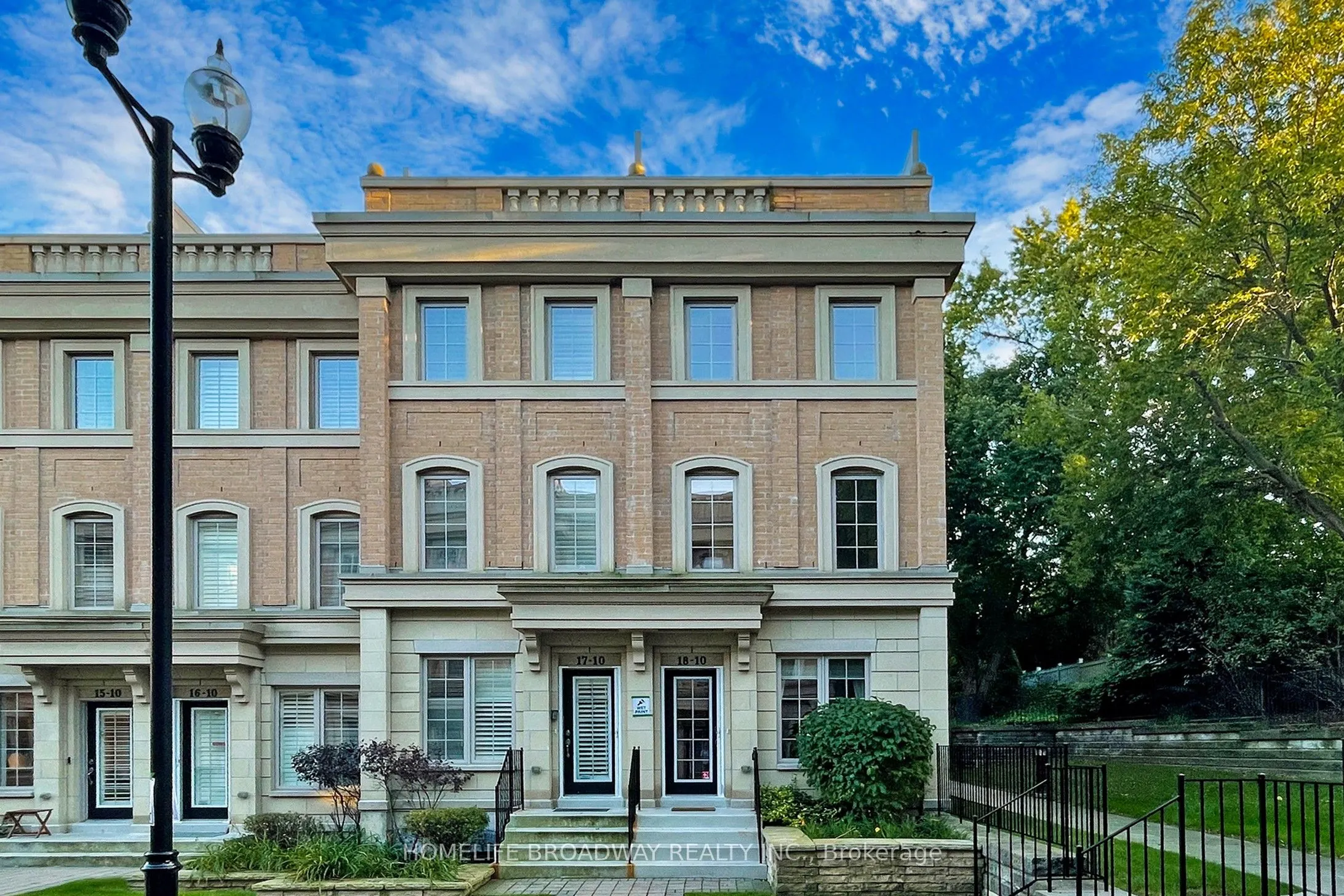 10 Hargrave Lane, #18