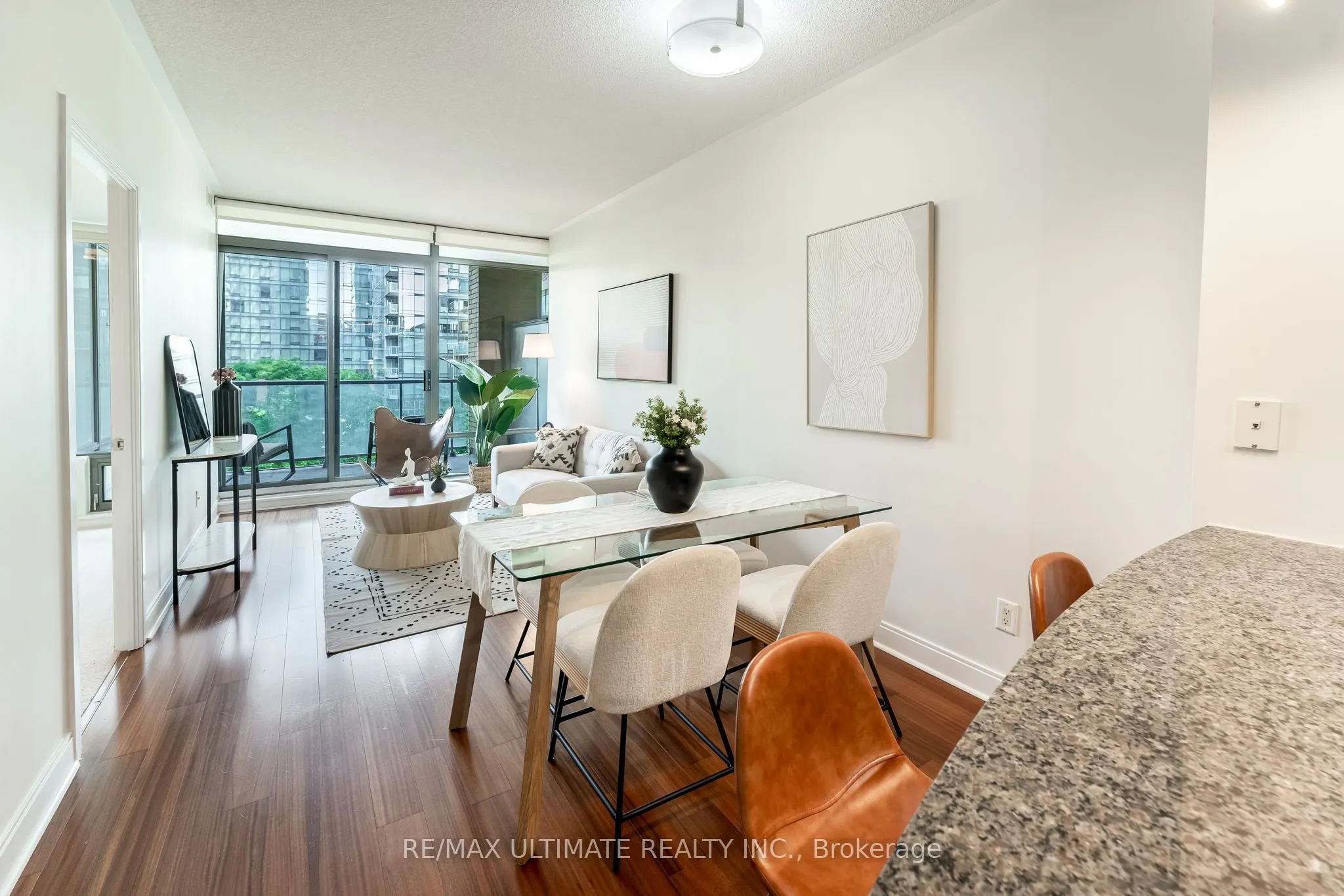 18 Yorkville Avenue, #508