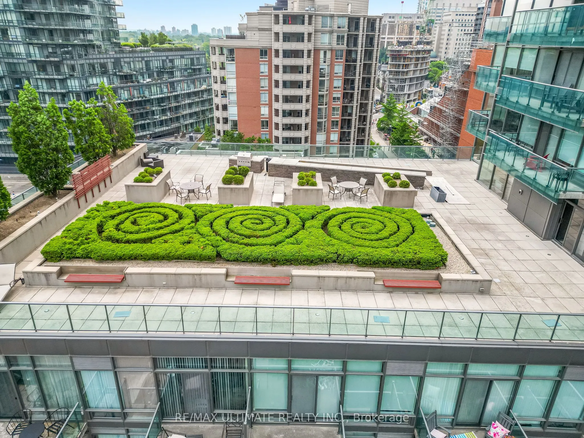 18 Yorkville Avenue, #508