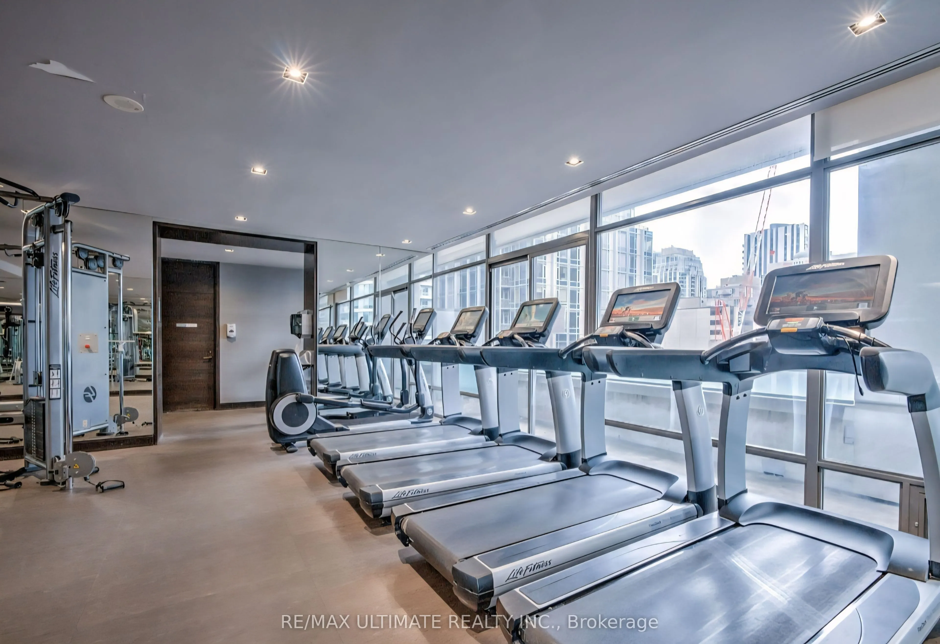 18 Yorkville Avenue, #508