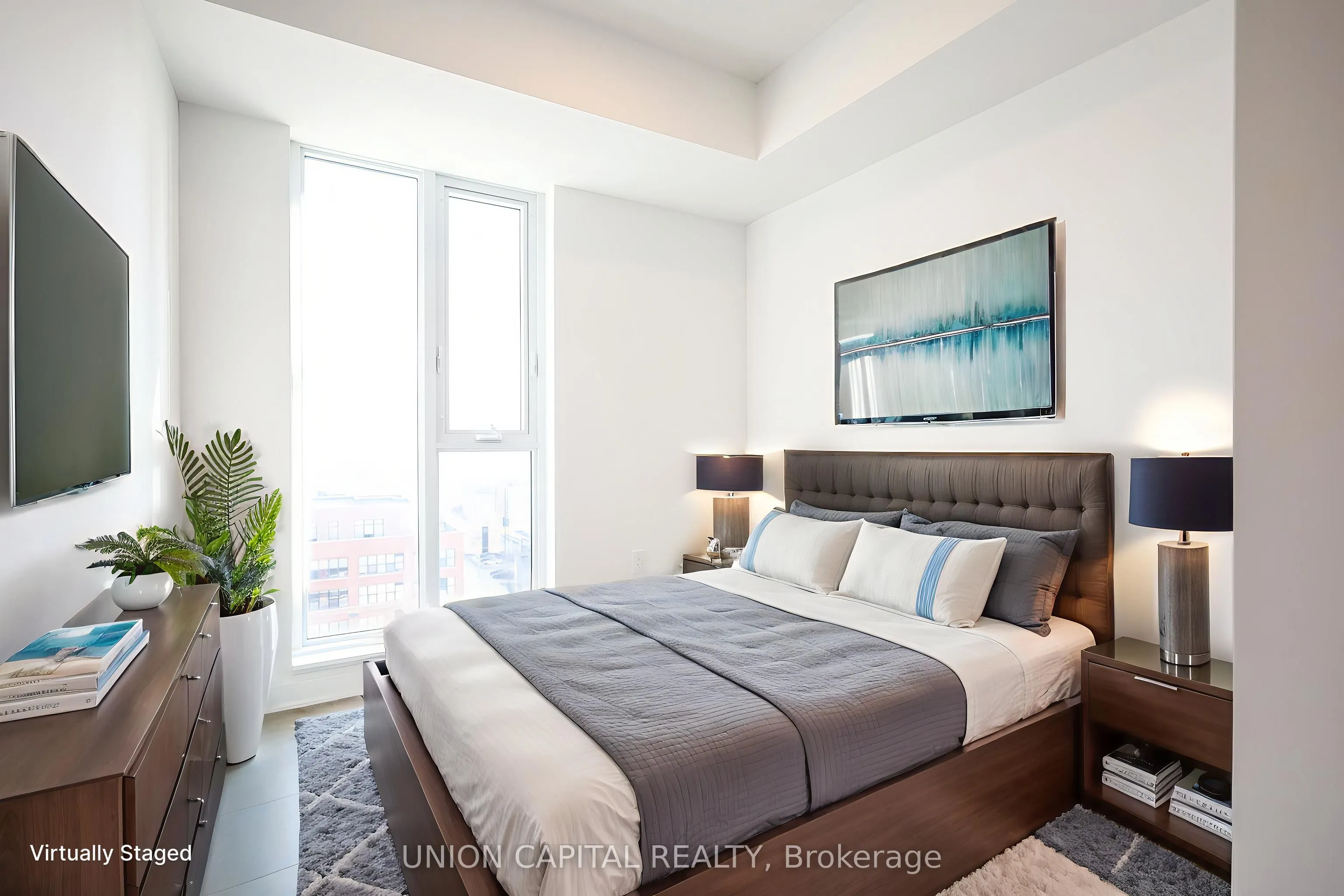 130 RIVER Street, #902