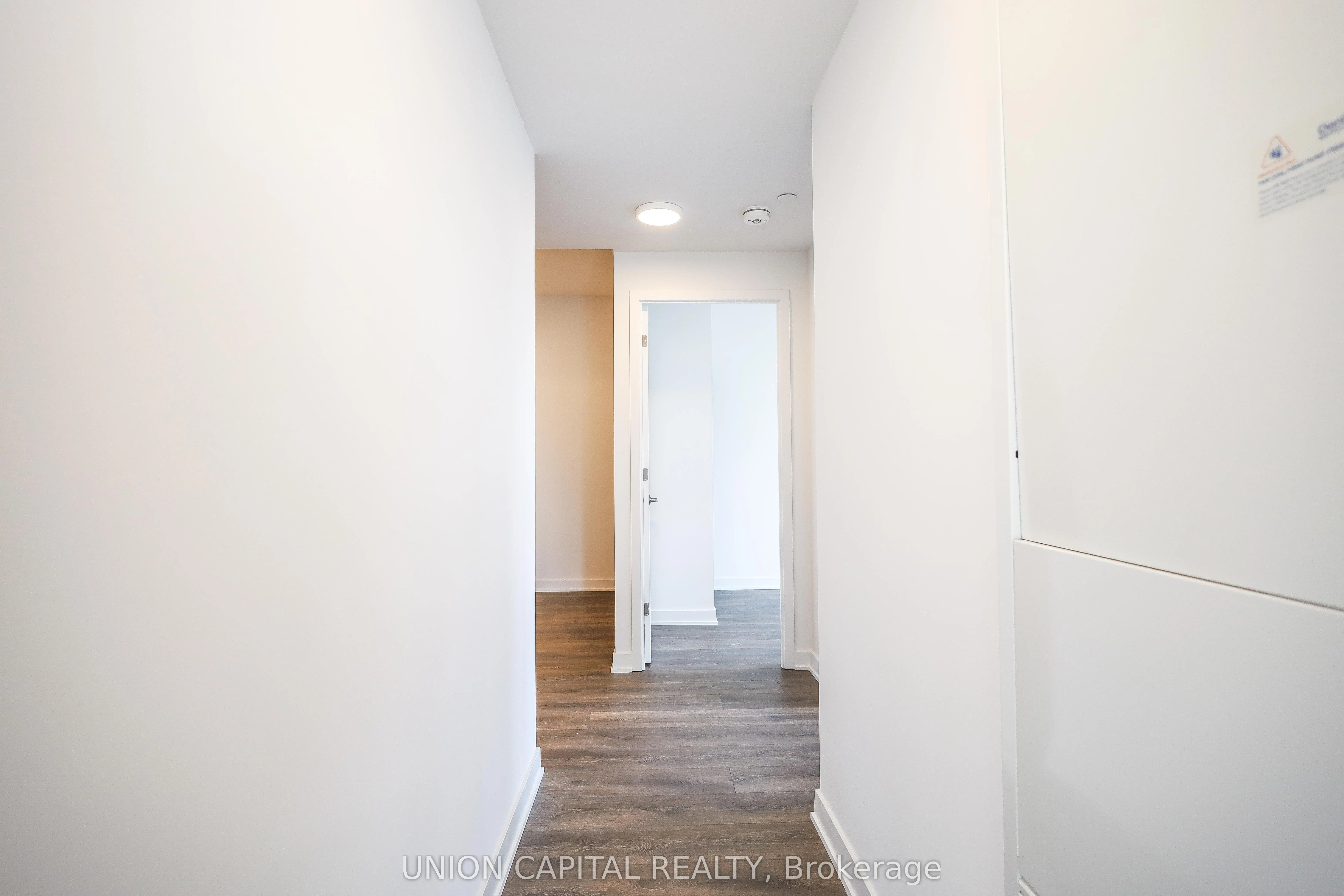130 RIVER Street, #902