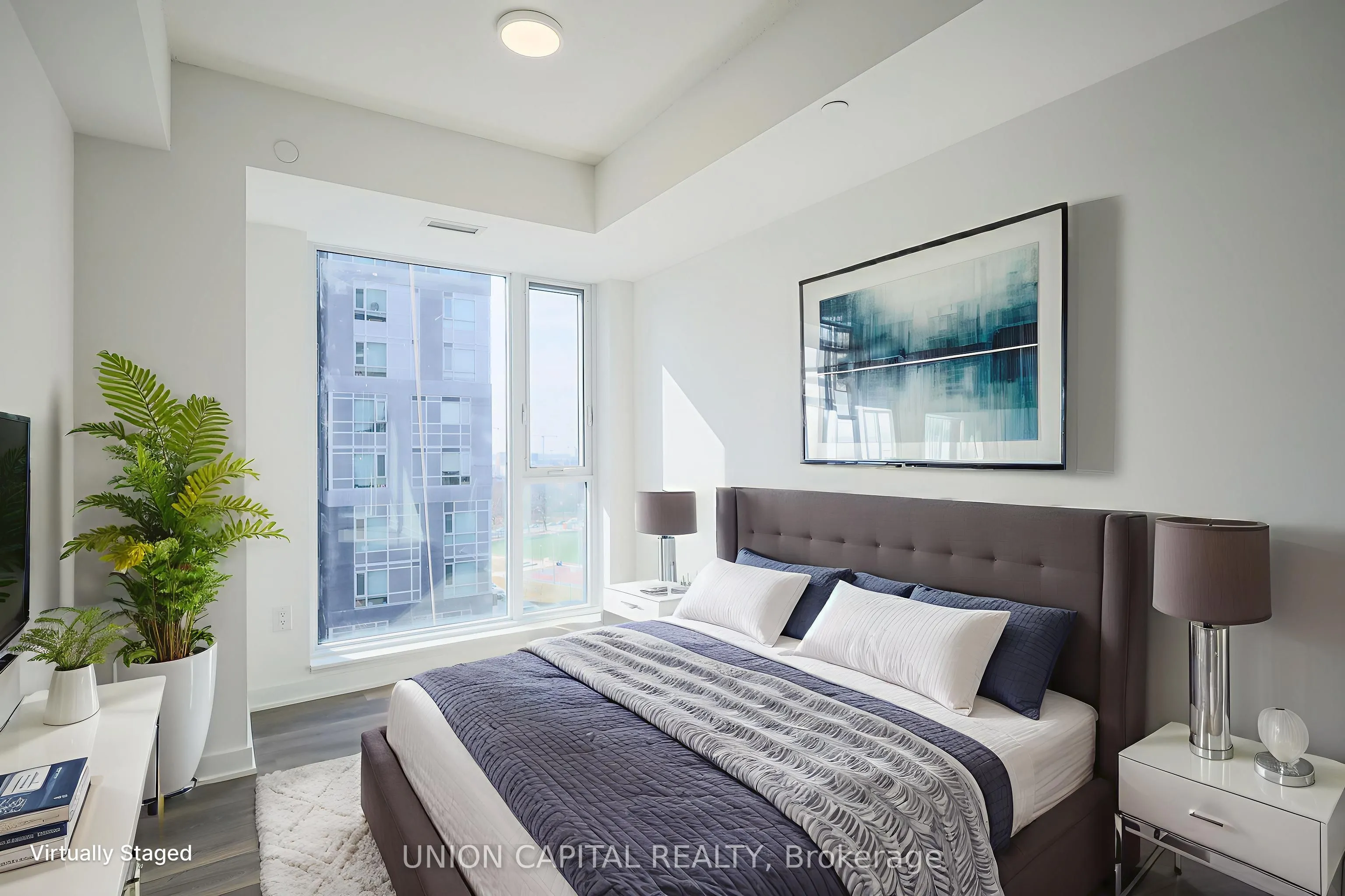 130 RIVER Street, #902