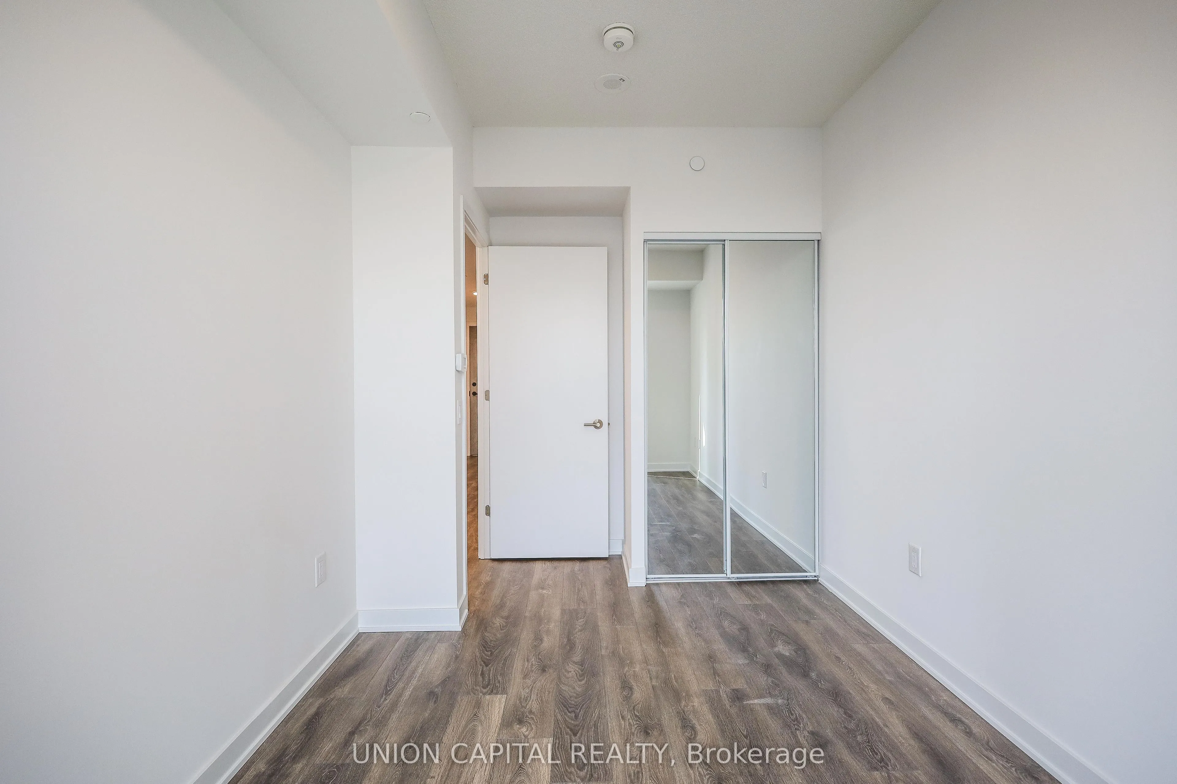130 RIVER Street, #902