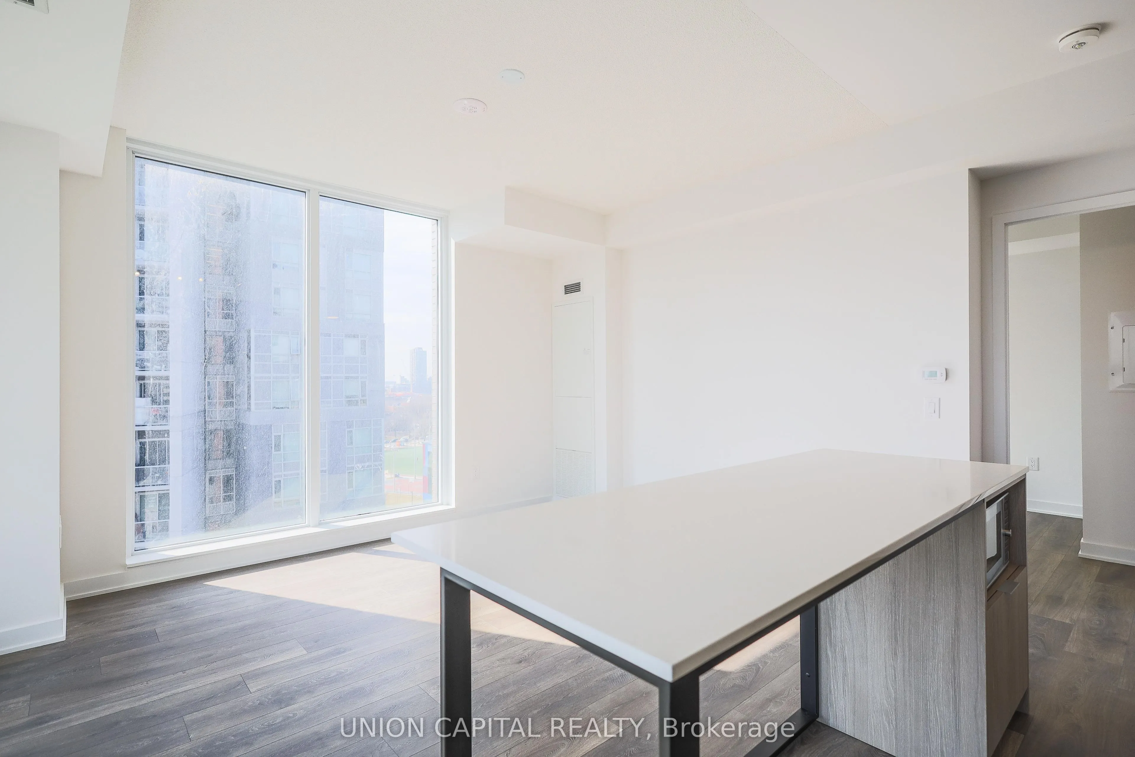 130 RIVER Street, #902