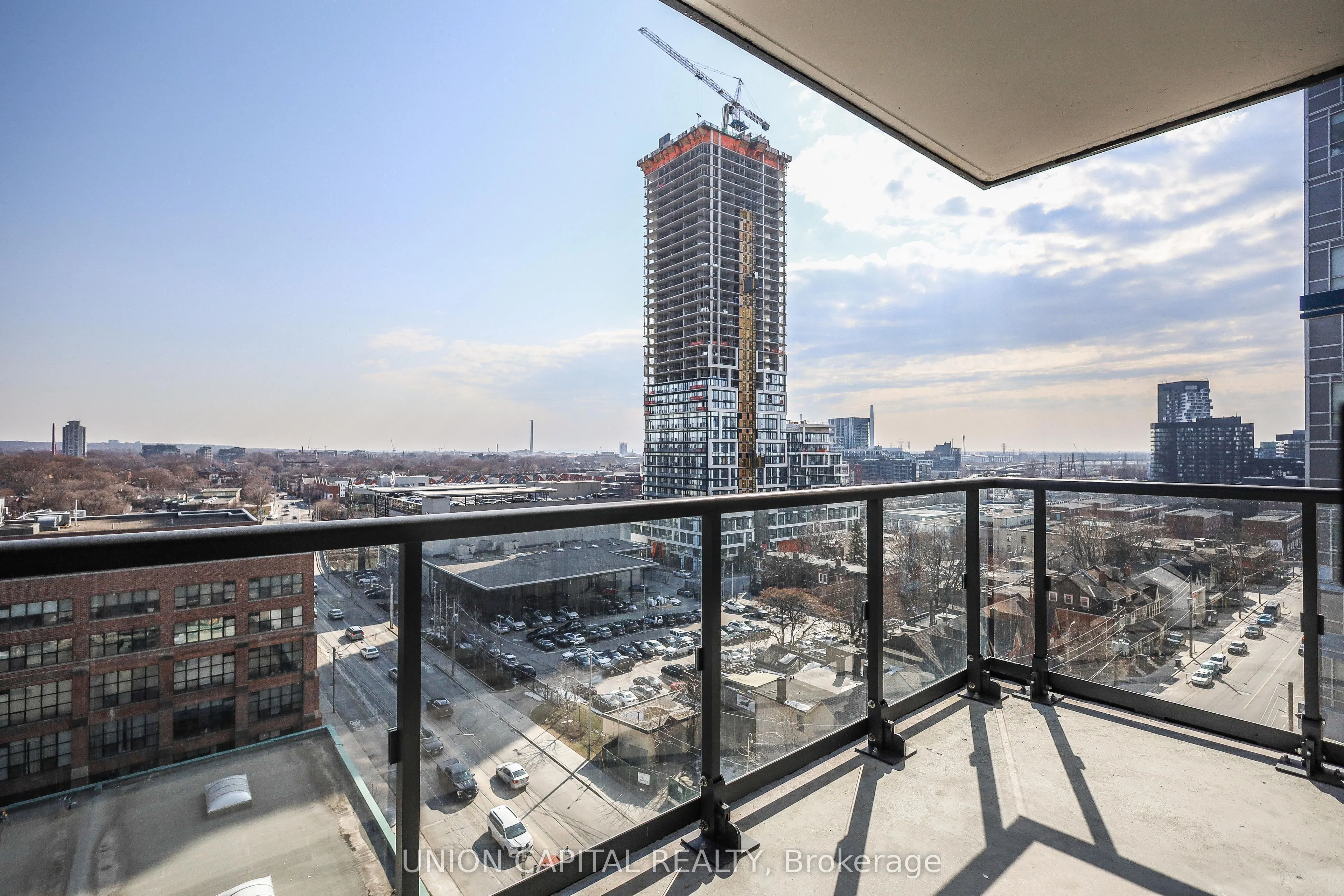 130 RIVER Street, #902