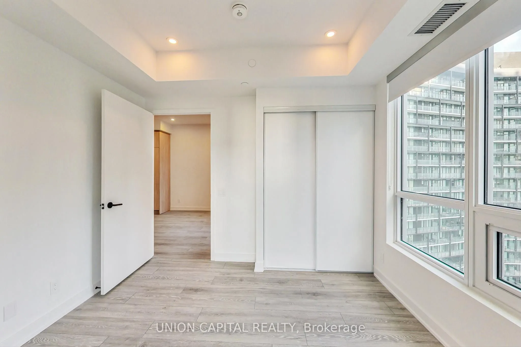 108 Peter Street, #3305