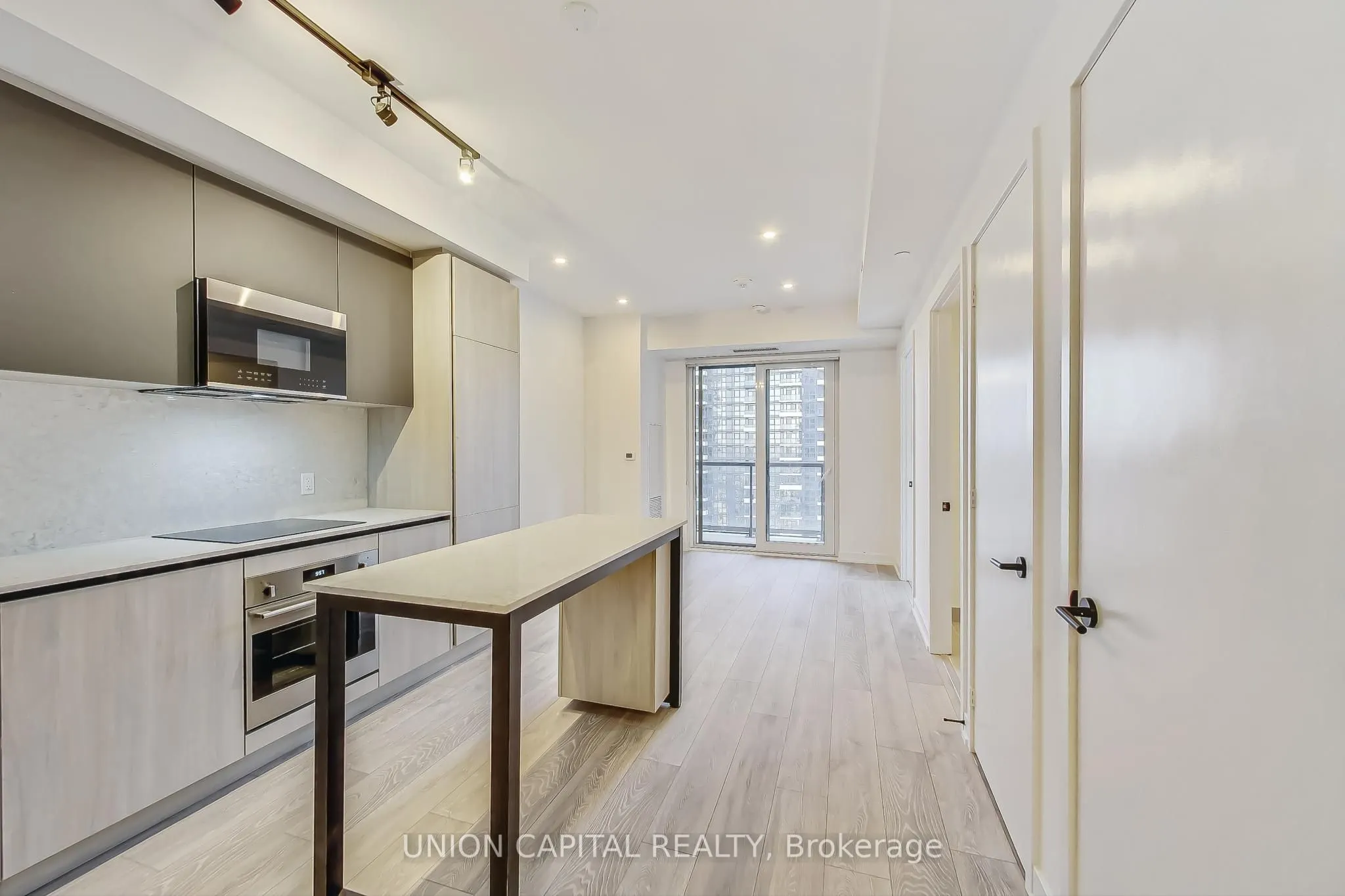 108 Peter Street, #3305