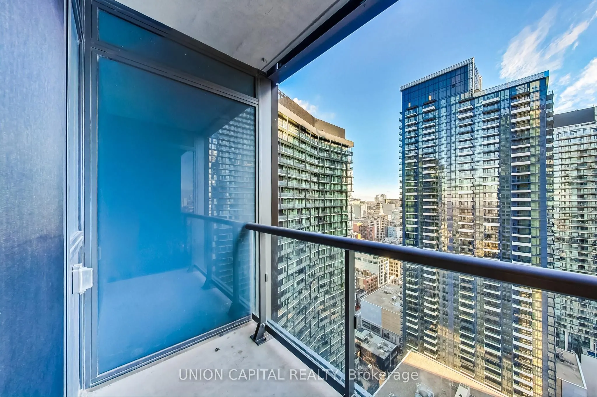 108 Peter Street, #3305