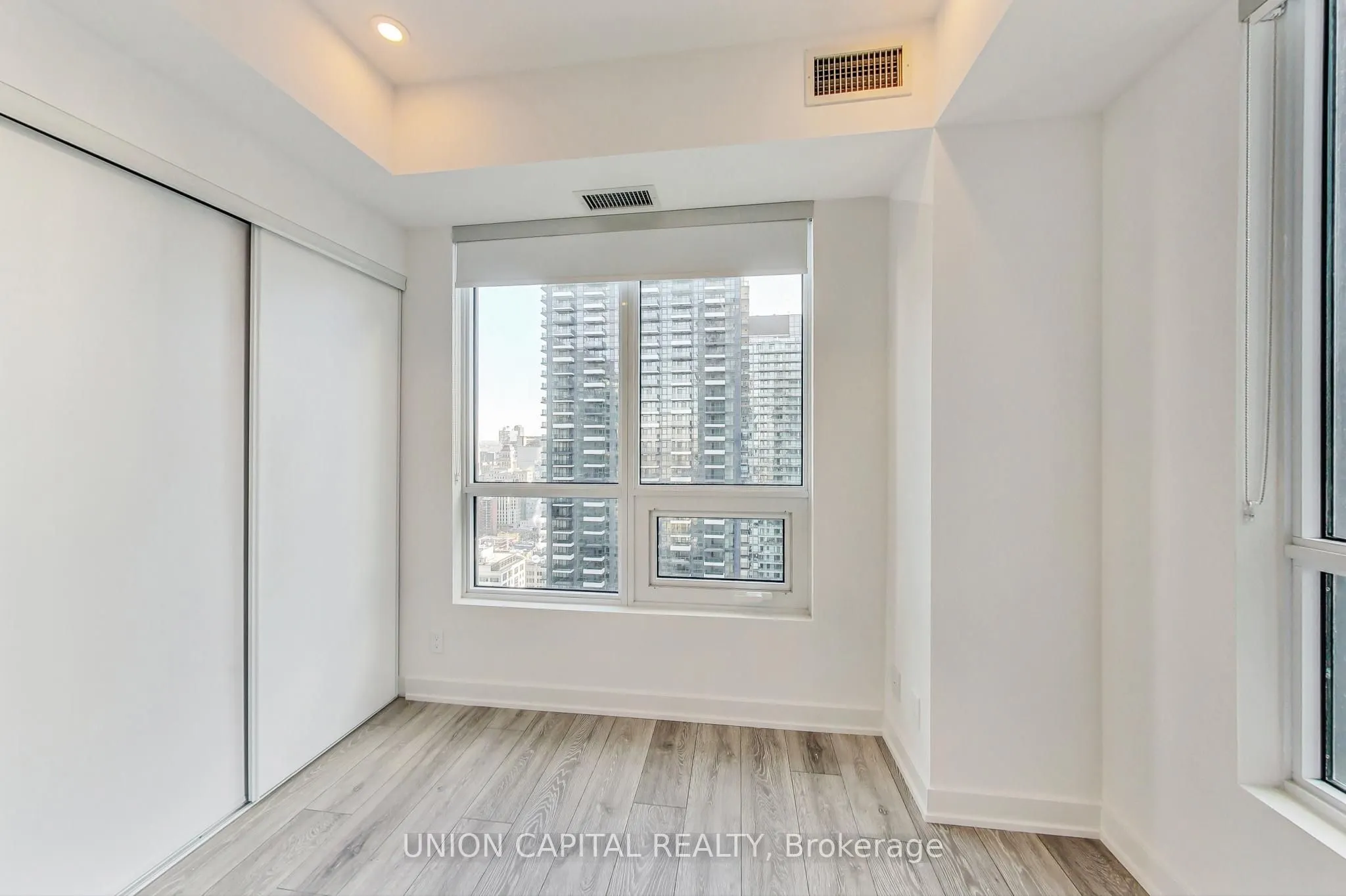 108 Peter Street, #3305