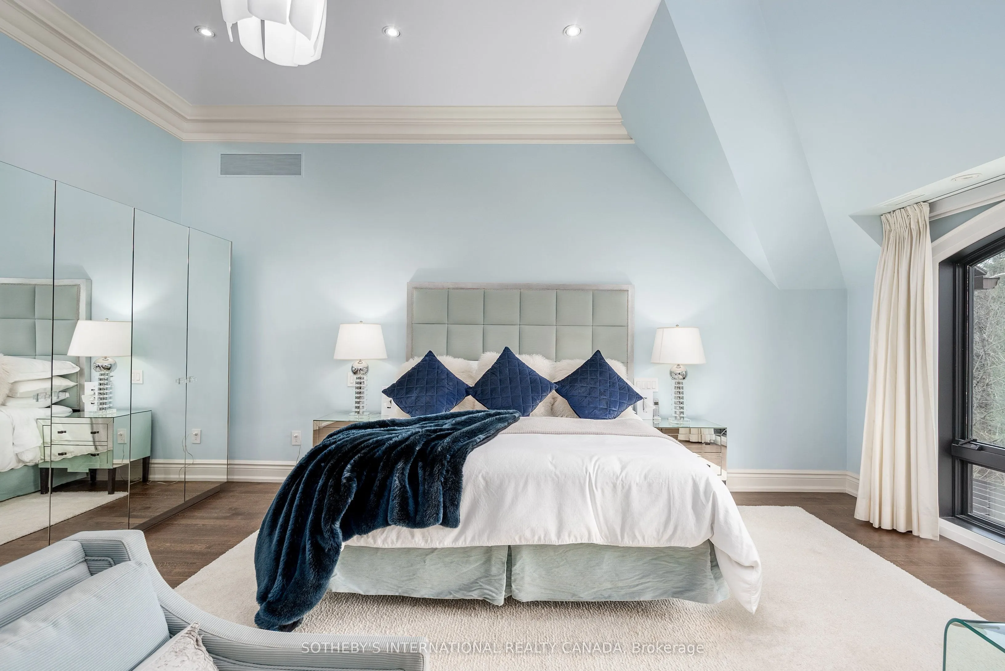 6 Bayview Wood