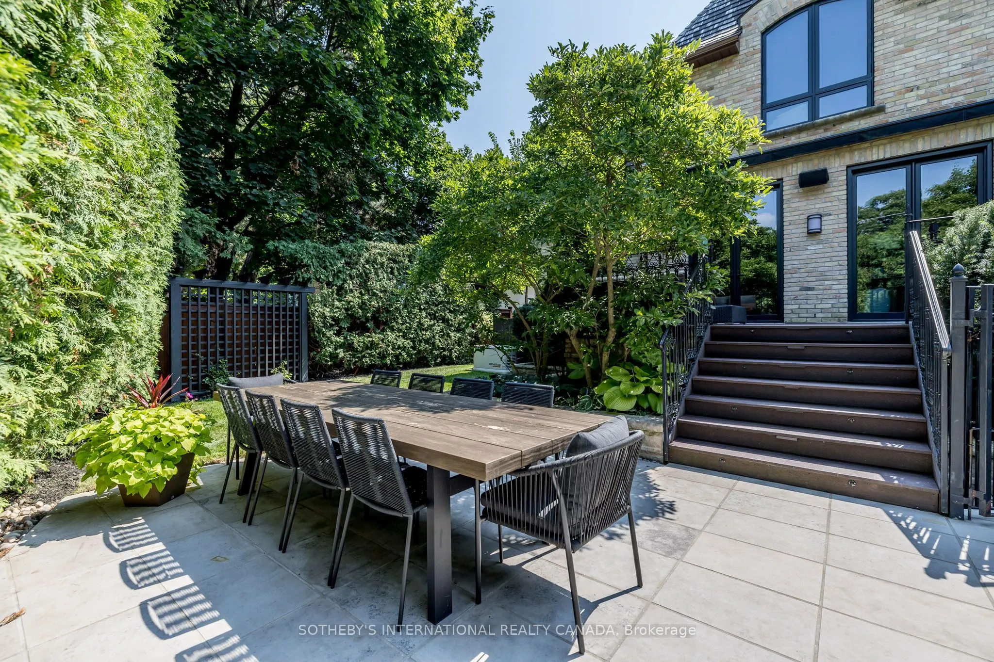 6 Bayview Wood