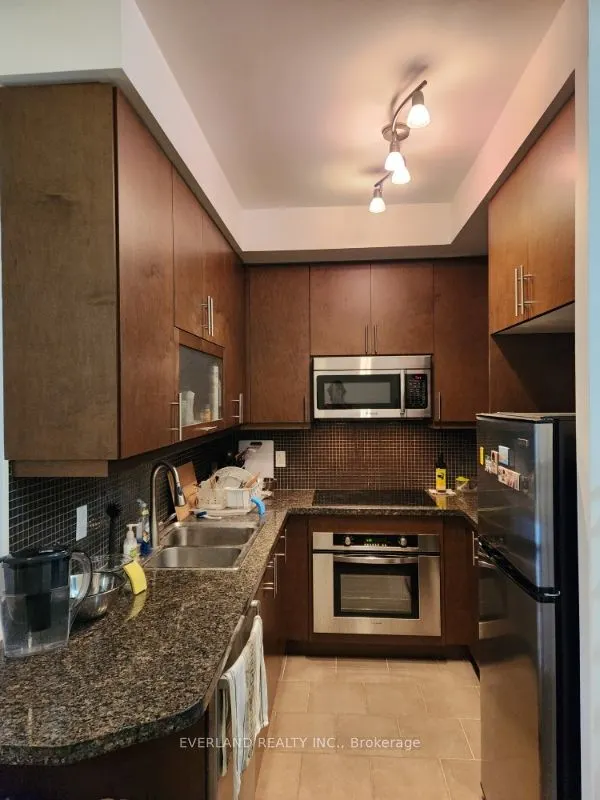 35 Balmuto Street #1507