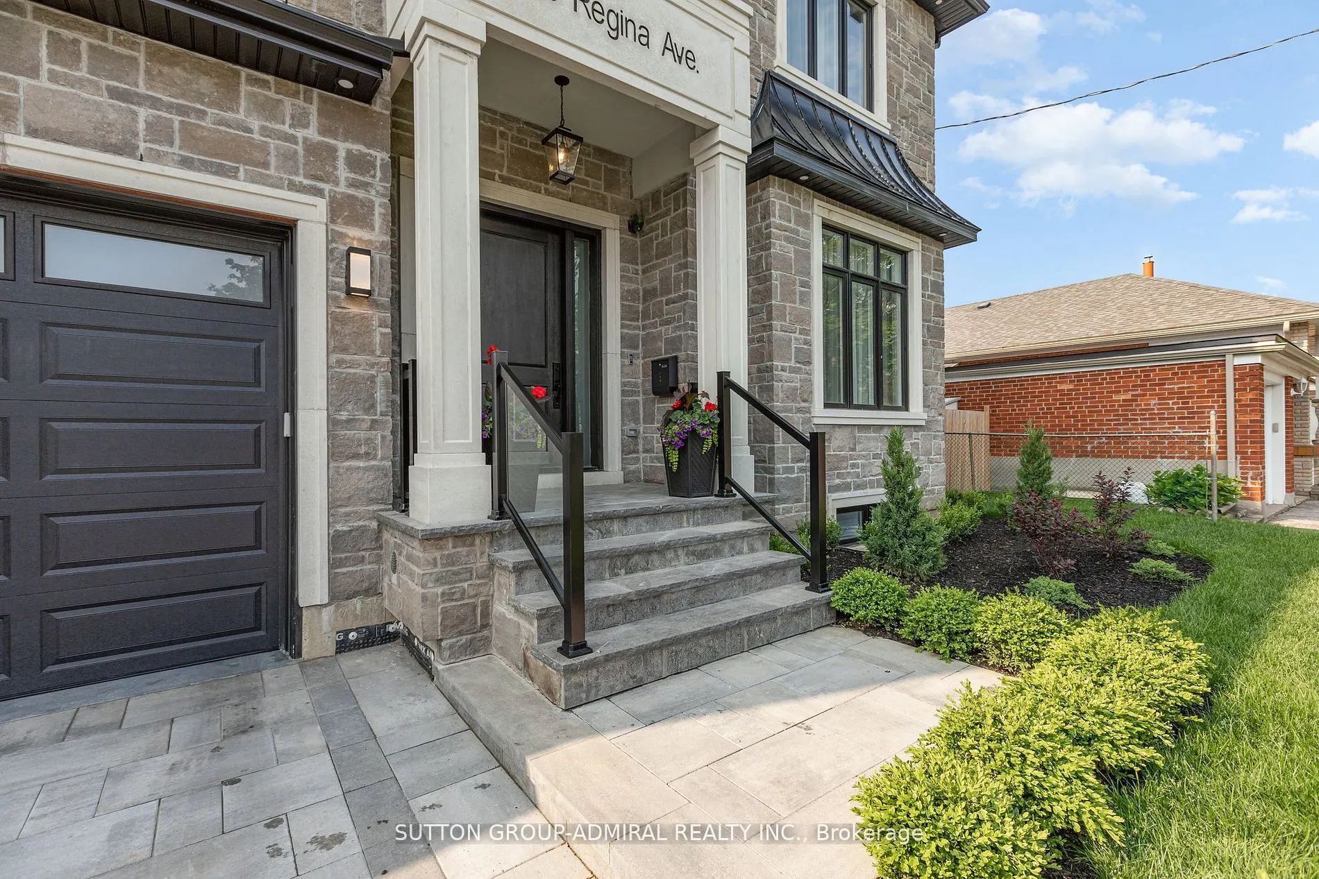 125 Regina Avenue
