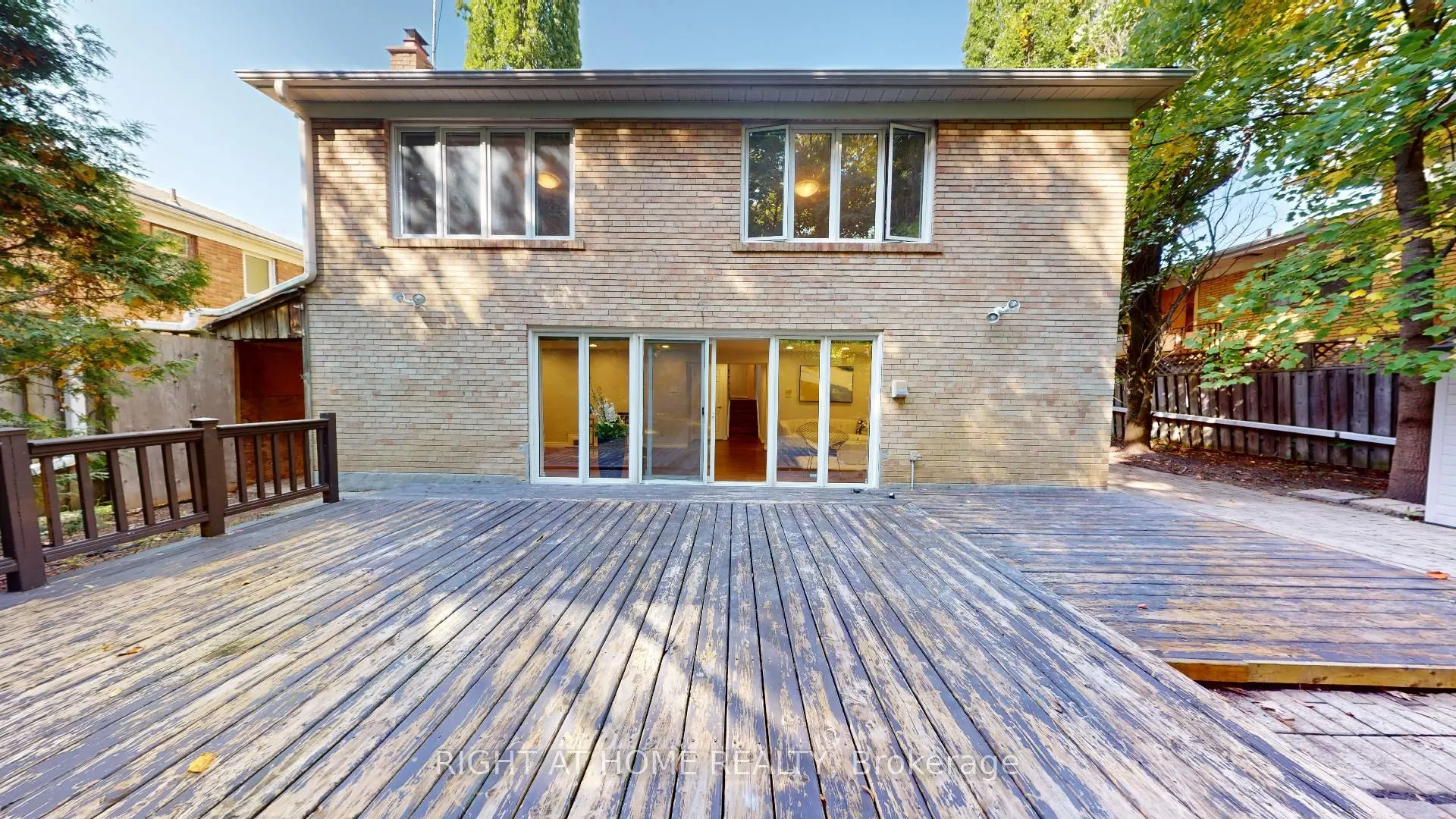 23 Christine Crescent