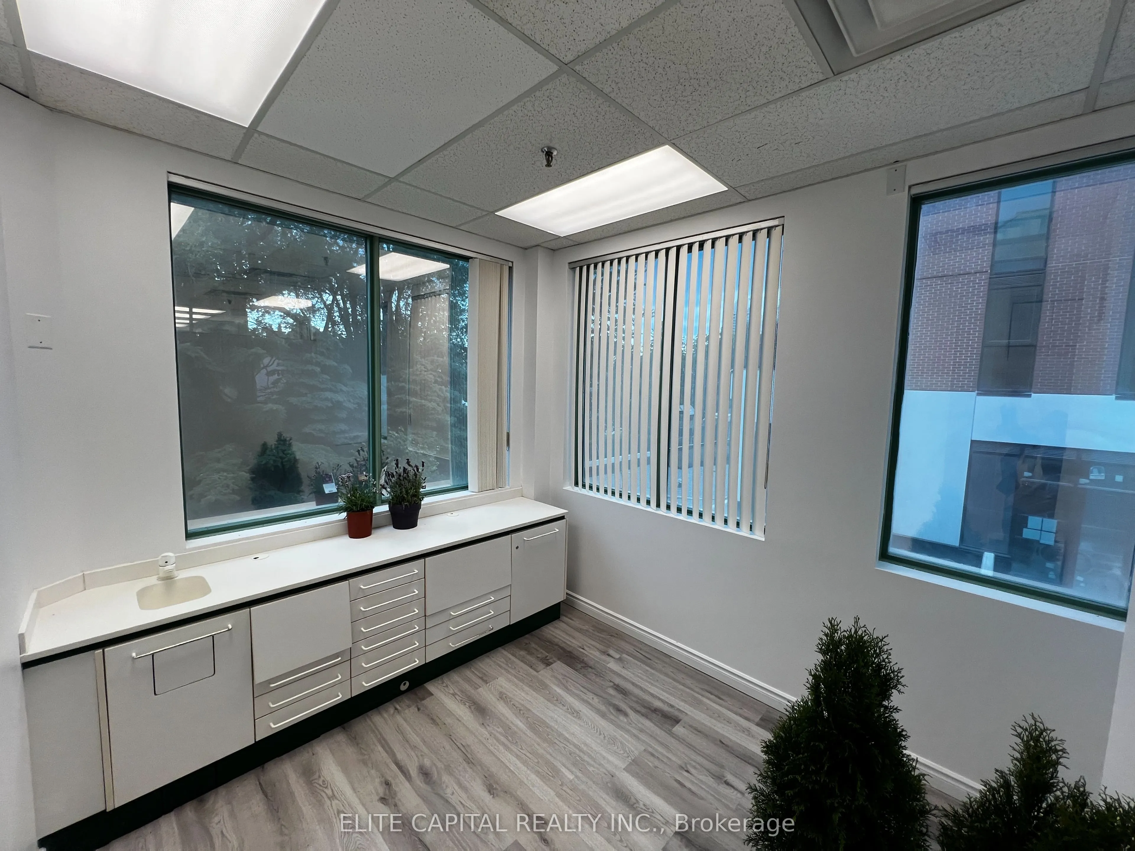 701 Sheppard Avenue E, #209