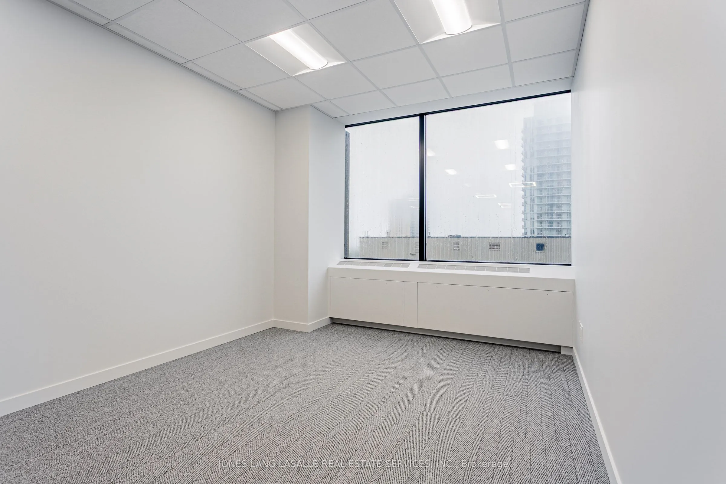2300 Yonge Street, #1505