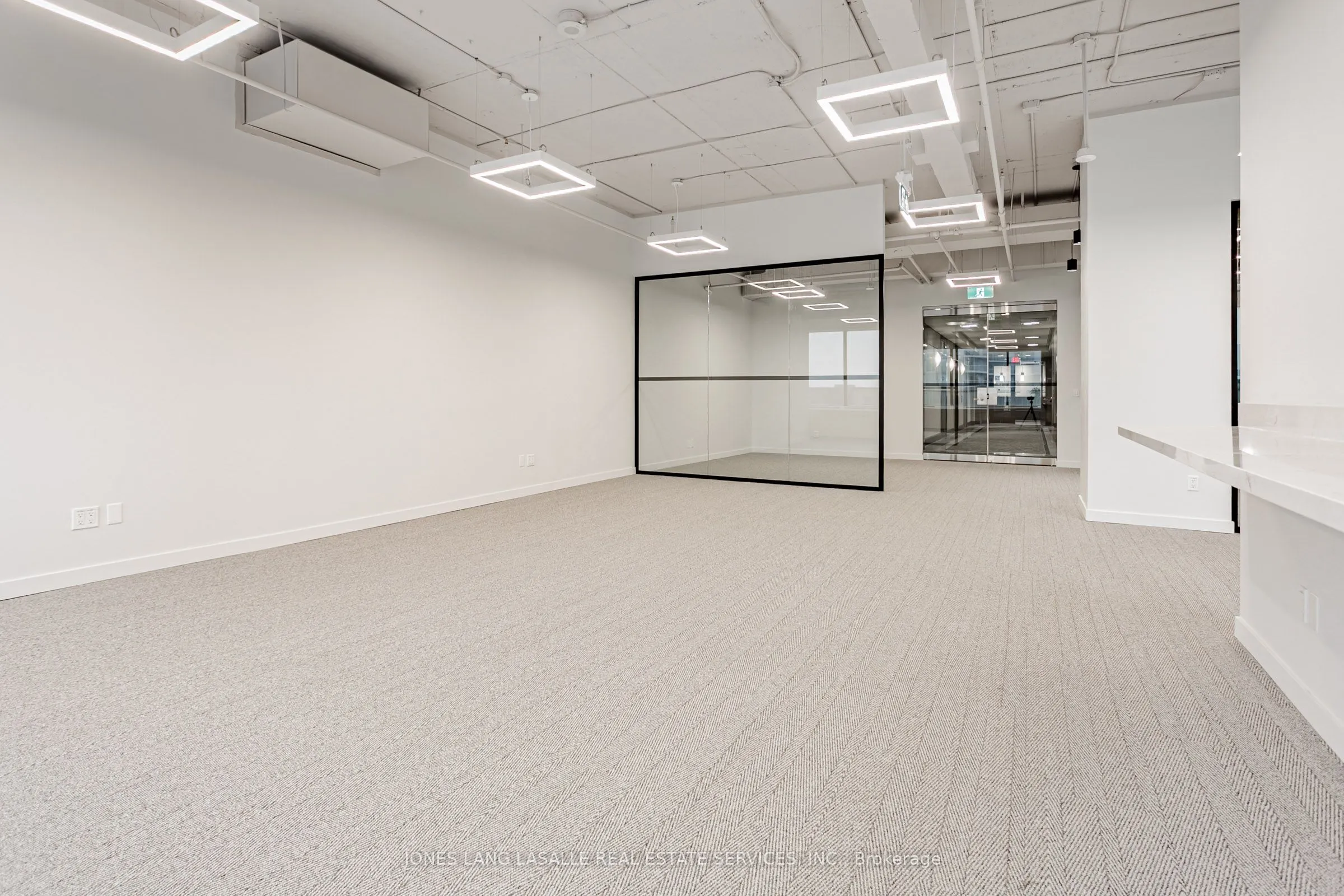 2300 Yonge Street, #1505