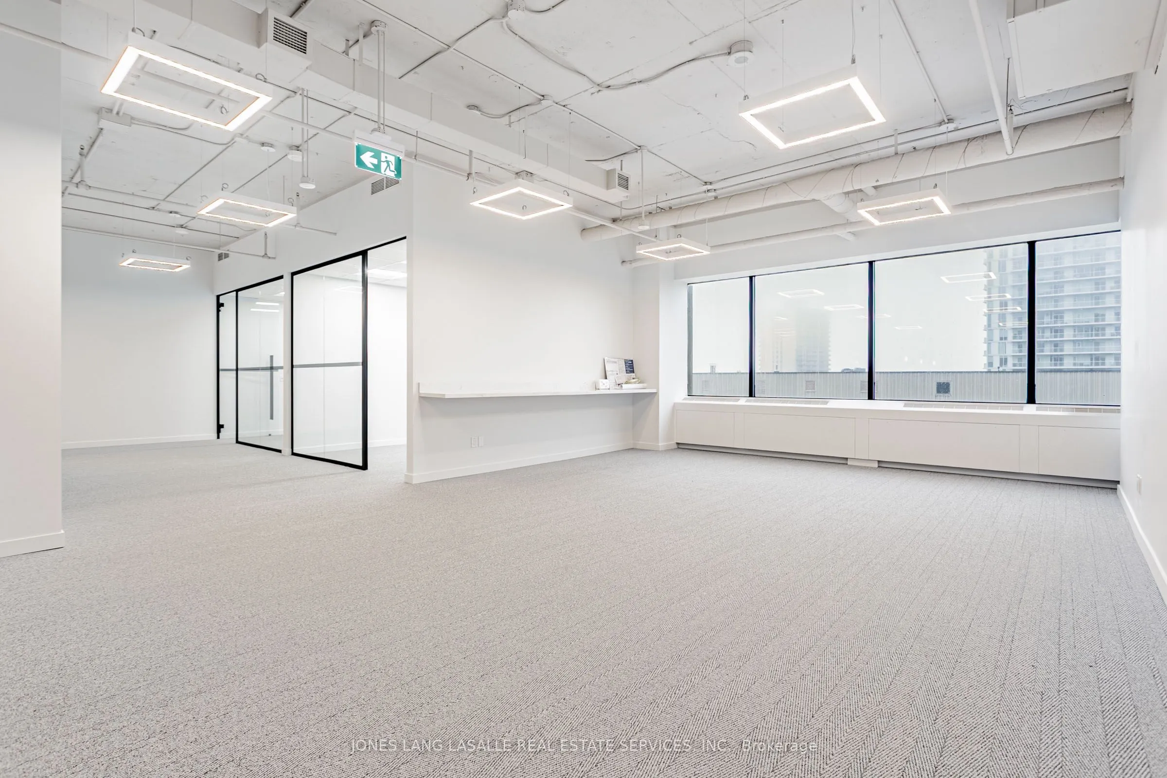 2300 Yonge Street, #1505