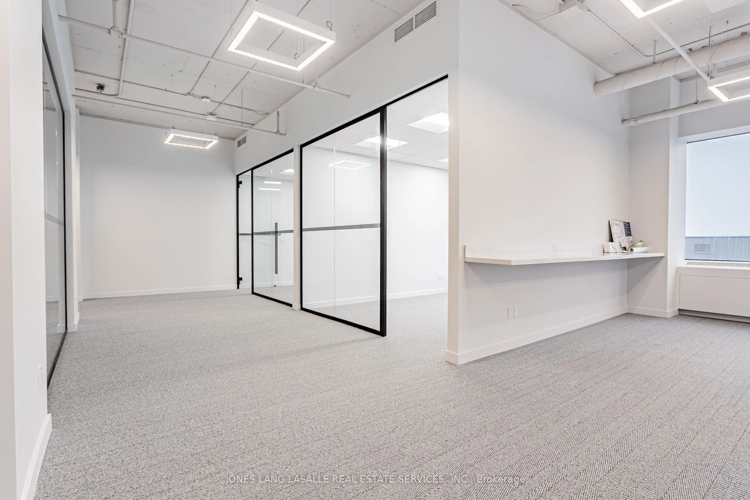 2300 Yonge Street, #1505