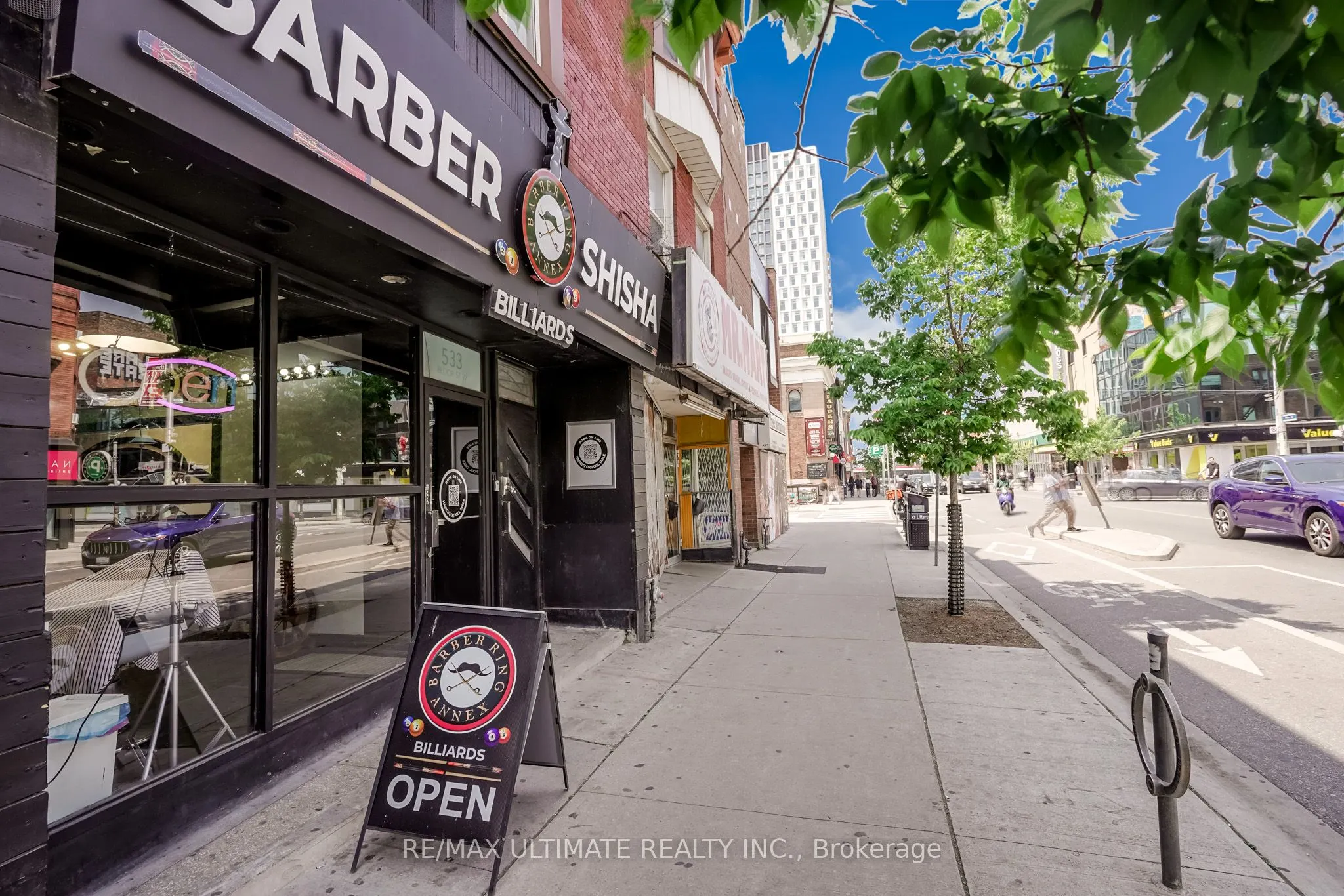 533 Bloor Street W