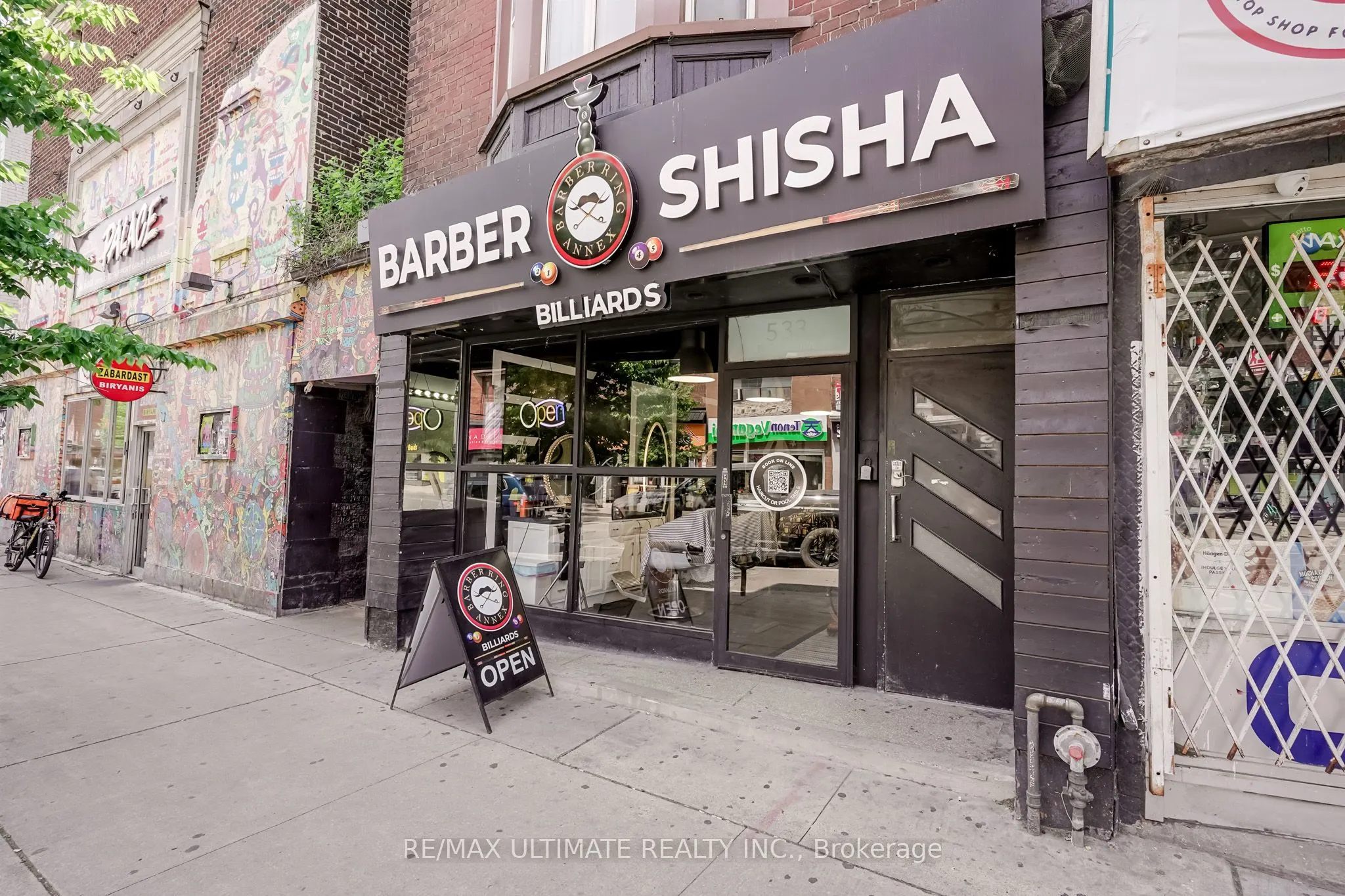 533 Bloor Street W