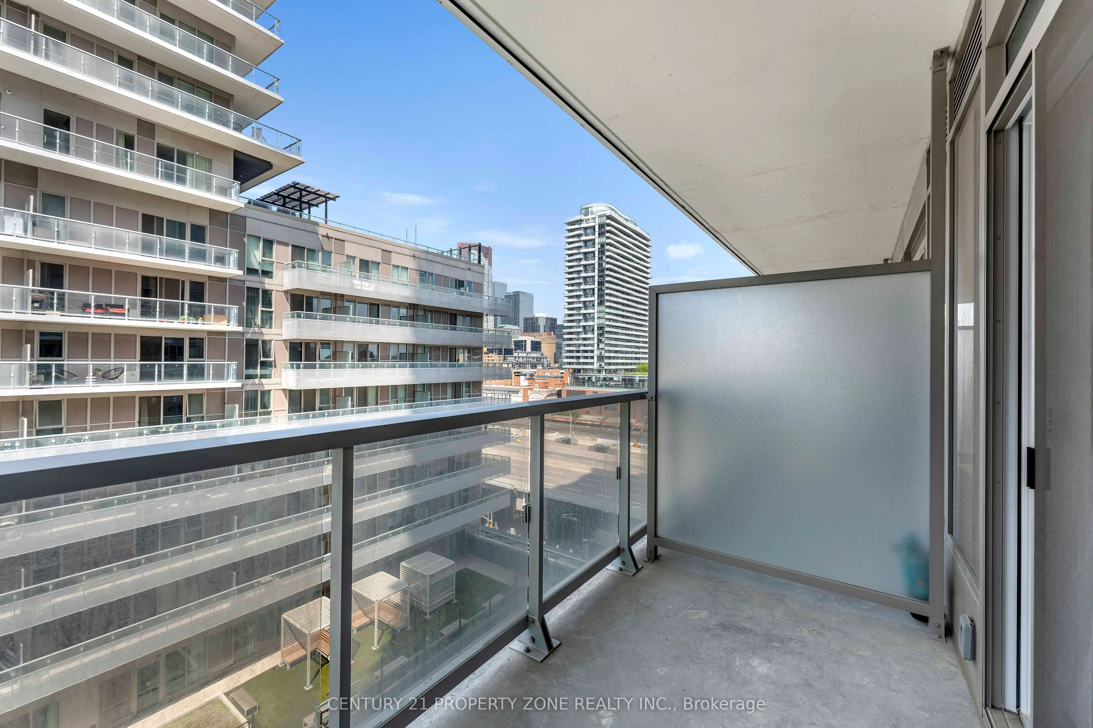 20 Richardson Street, #814