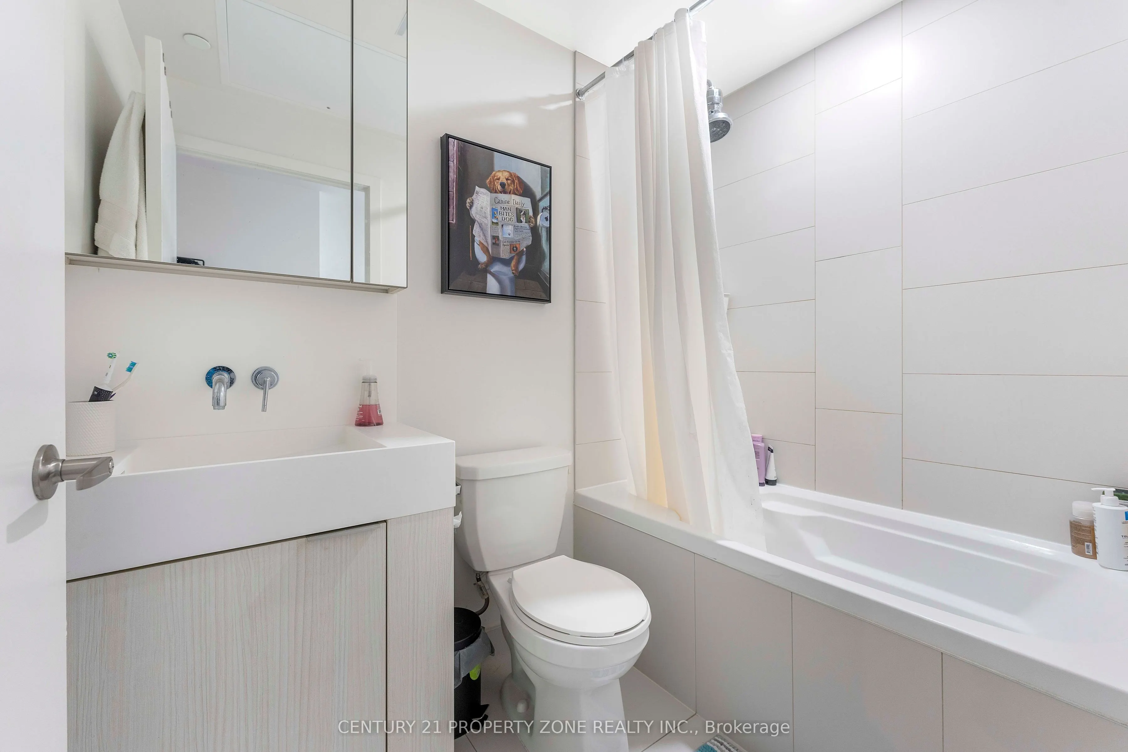 20 Richardson Street, #814