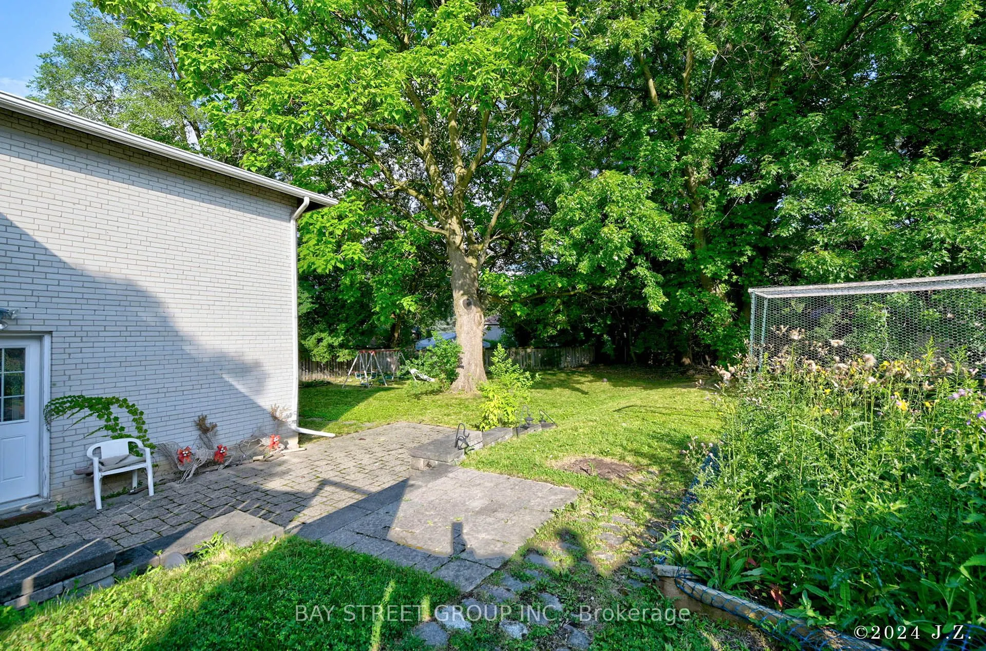 67 Grove Park Crescent