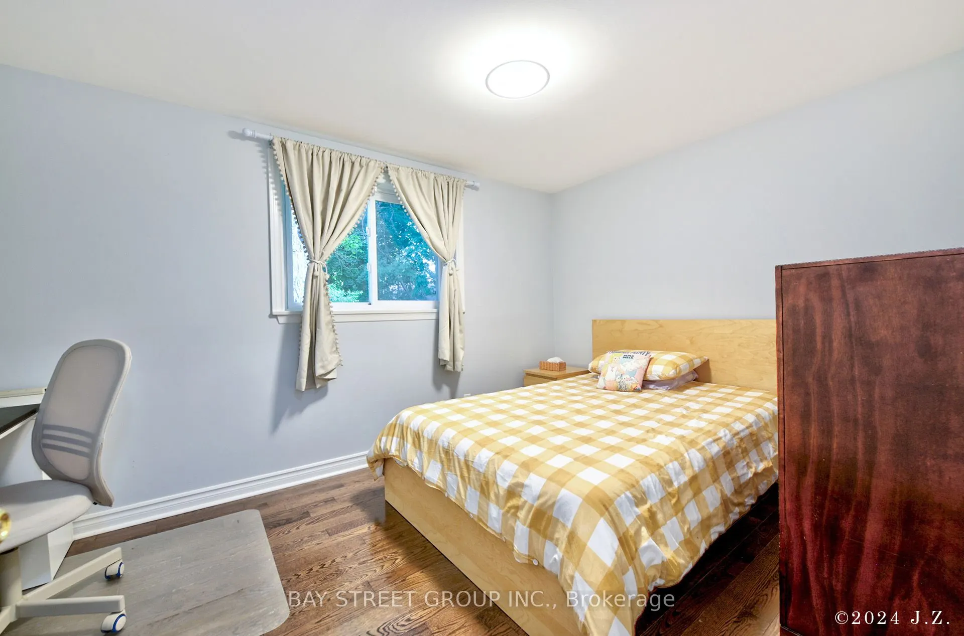 67 Grove Park Crescent