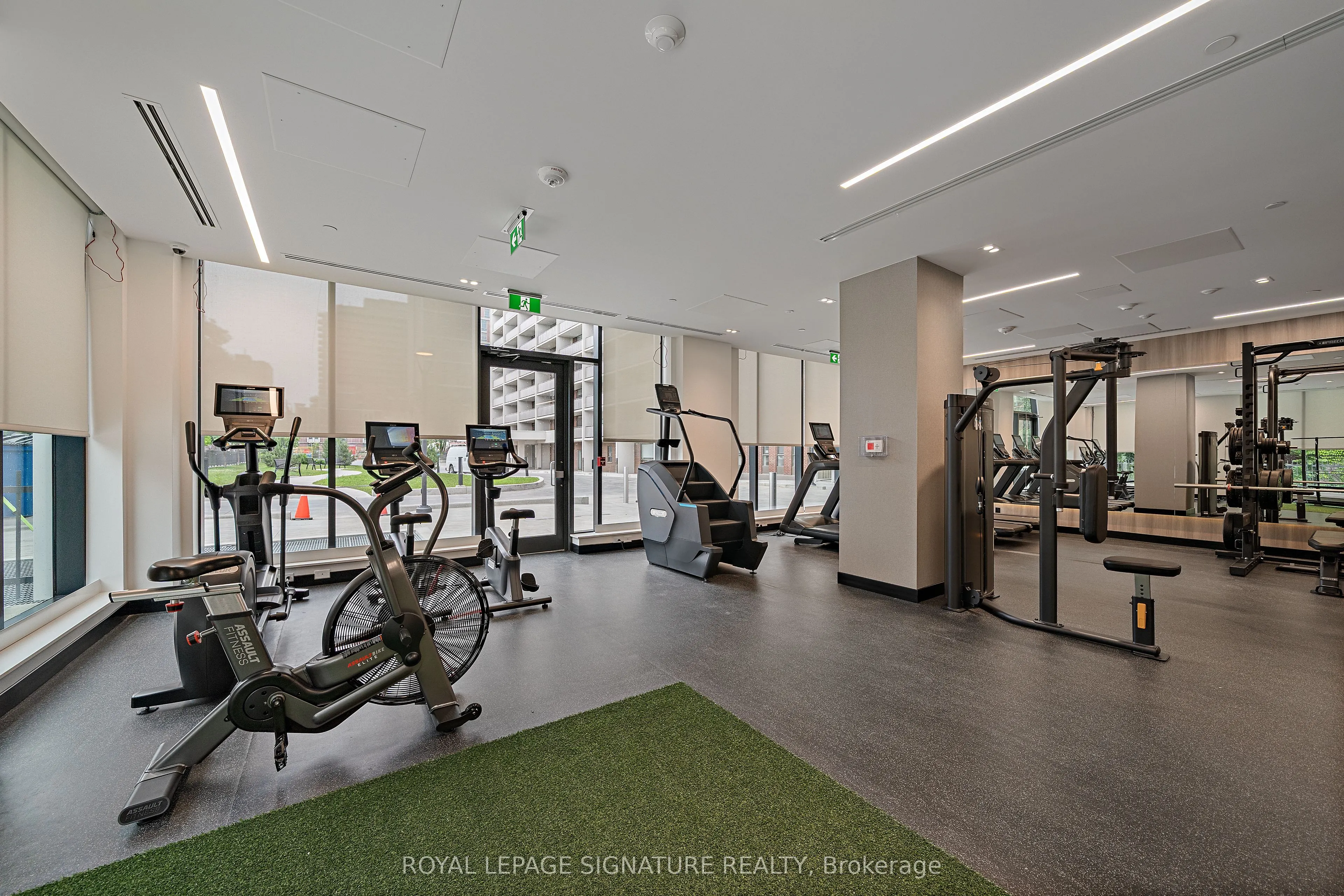 664 Spadina Avenue, #602