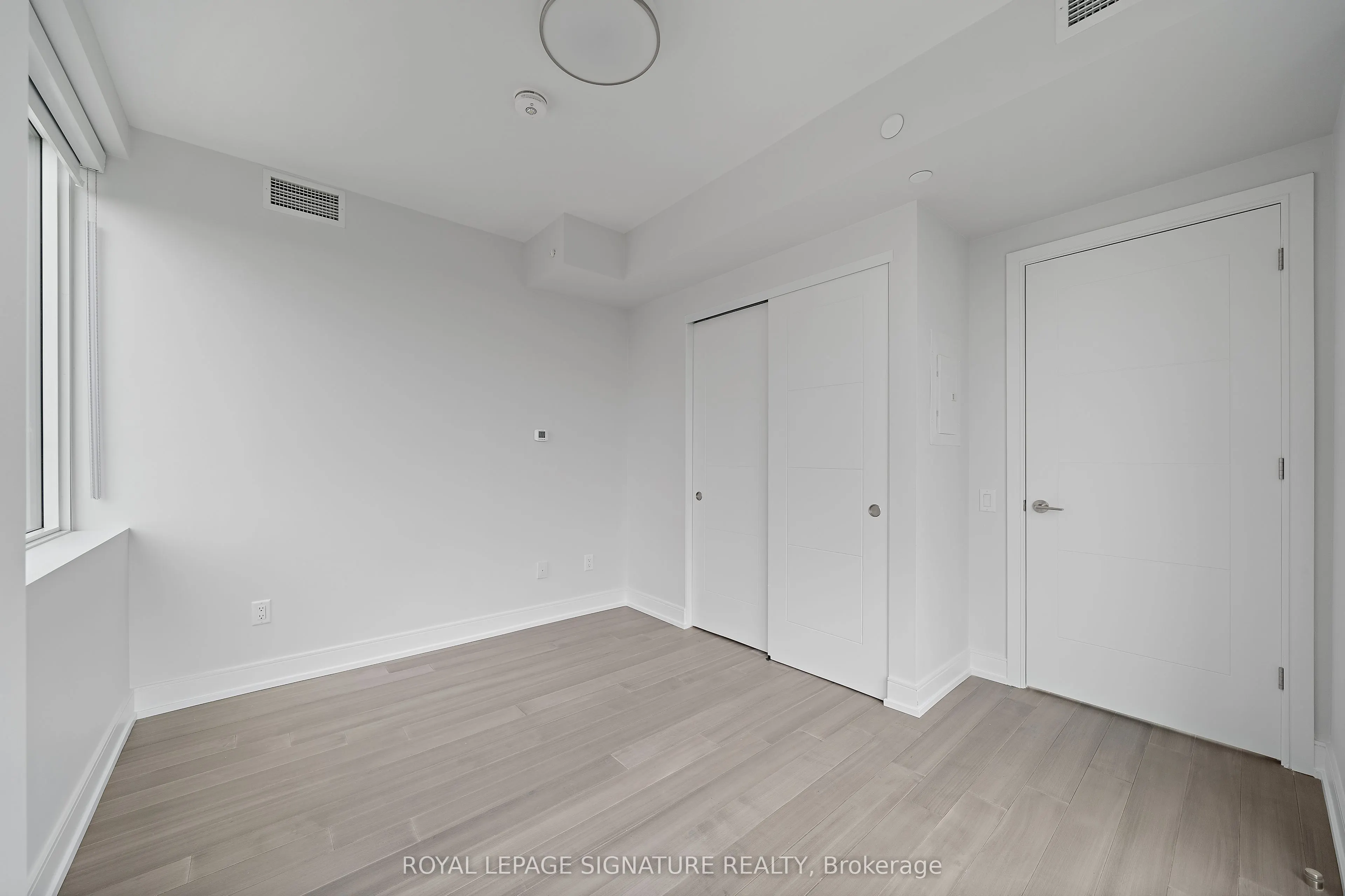 664 Spadina Avenue SW, #901