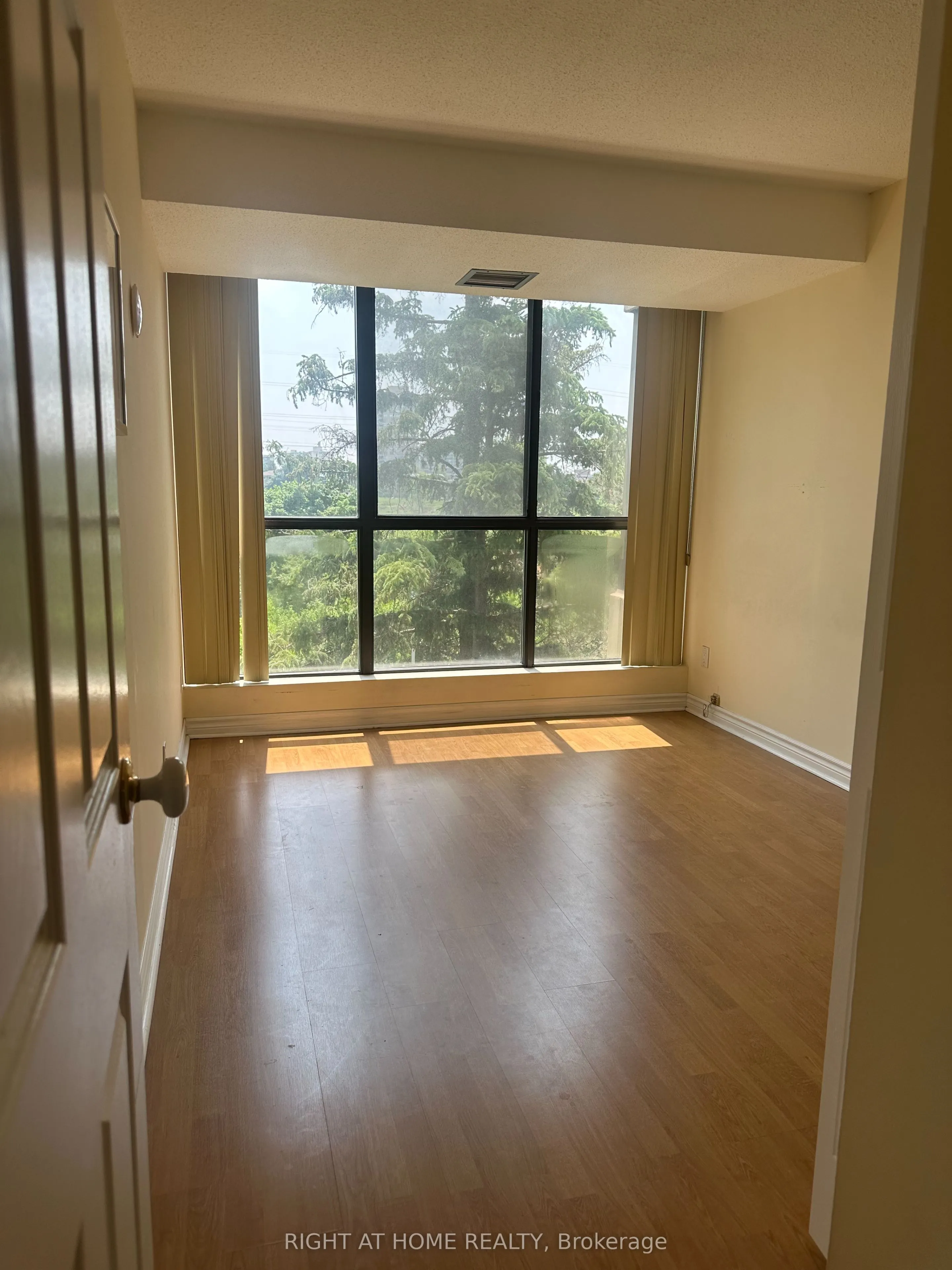 131 Torresdale Avenue, #302