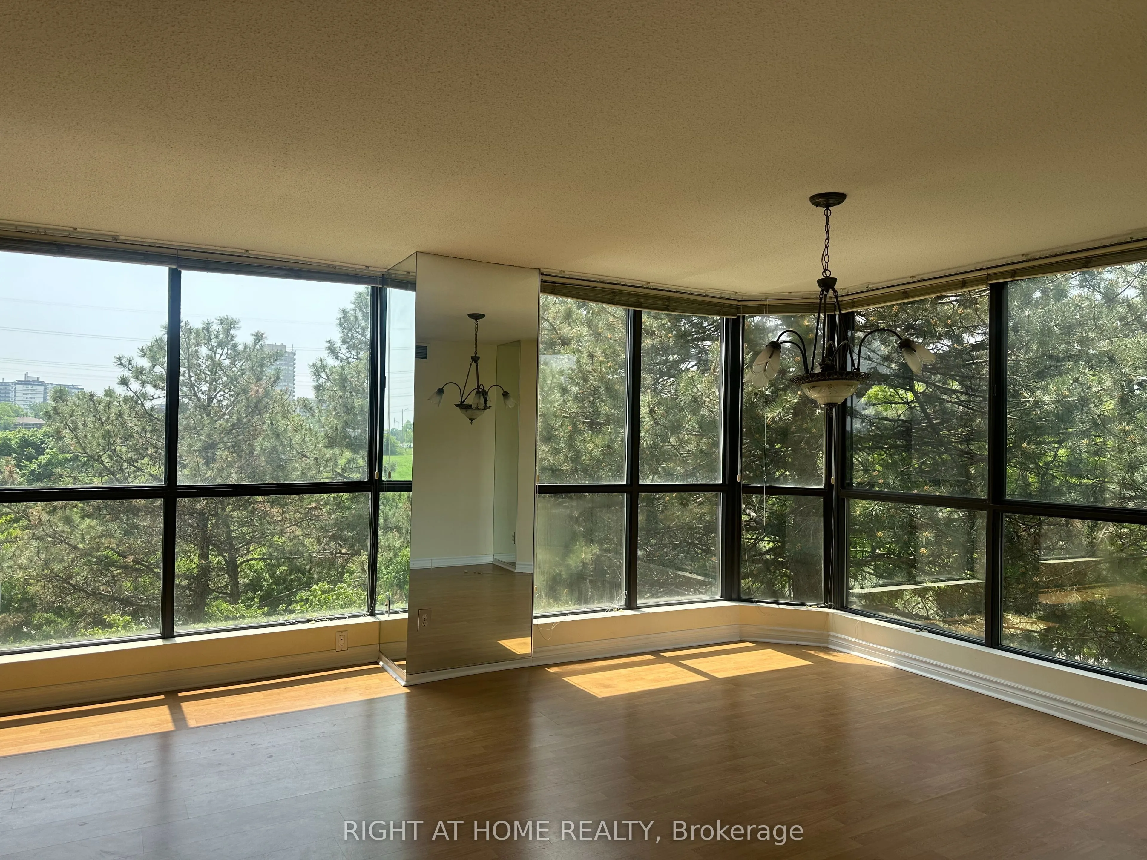 131 Torresdale Avenue, #302