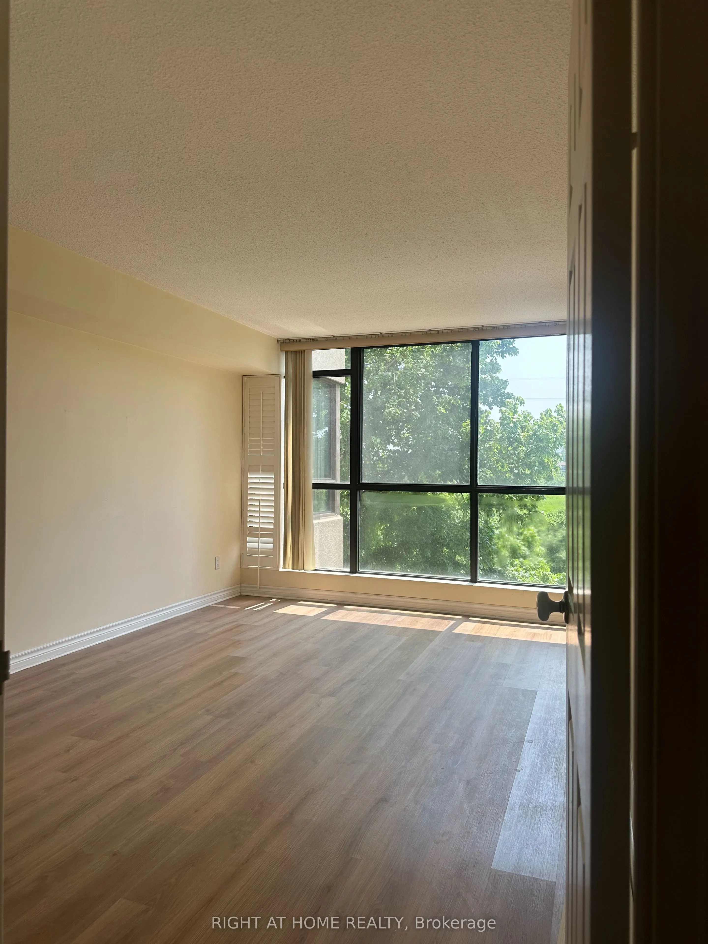 131 Torresdale Avenue, #302