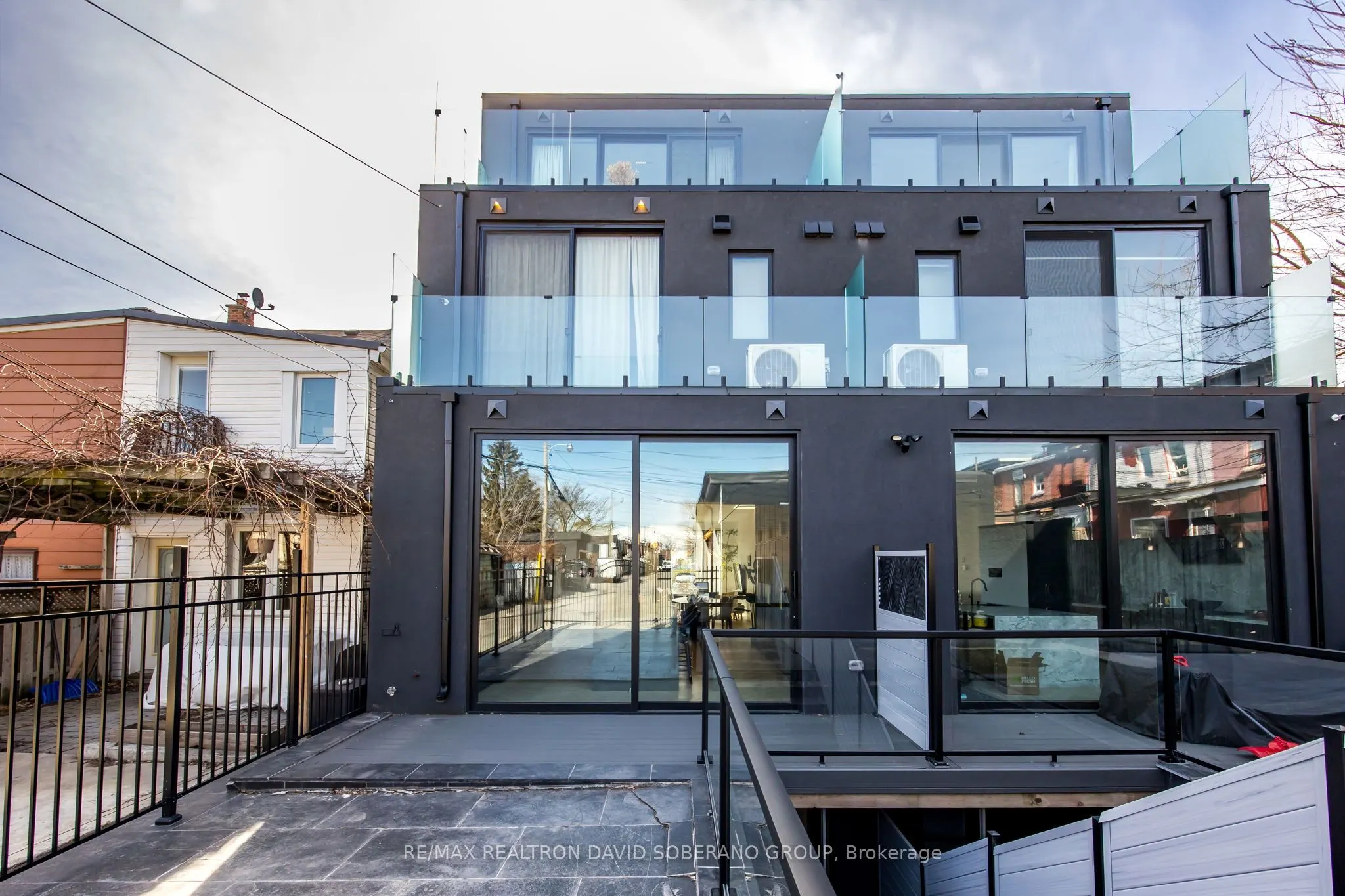 102 Ulster Street