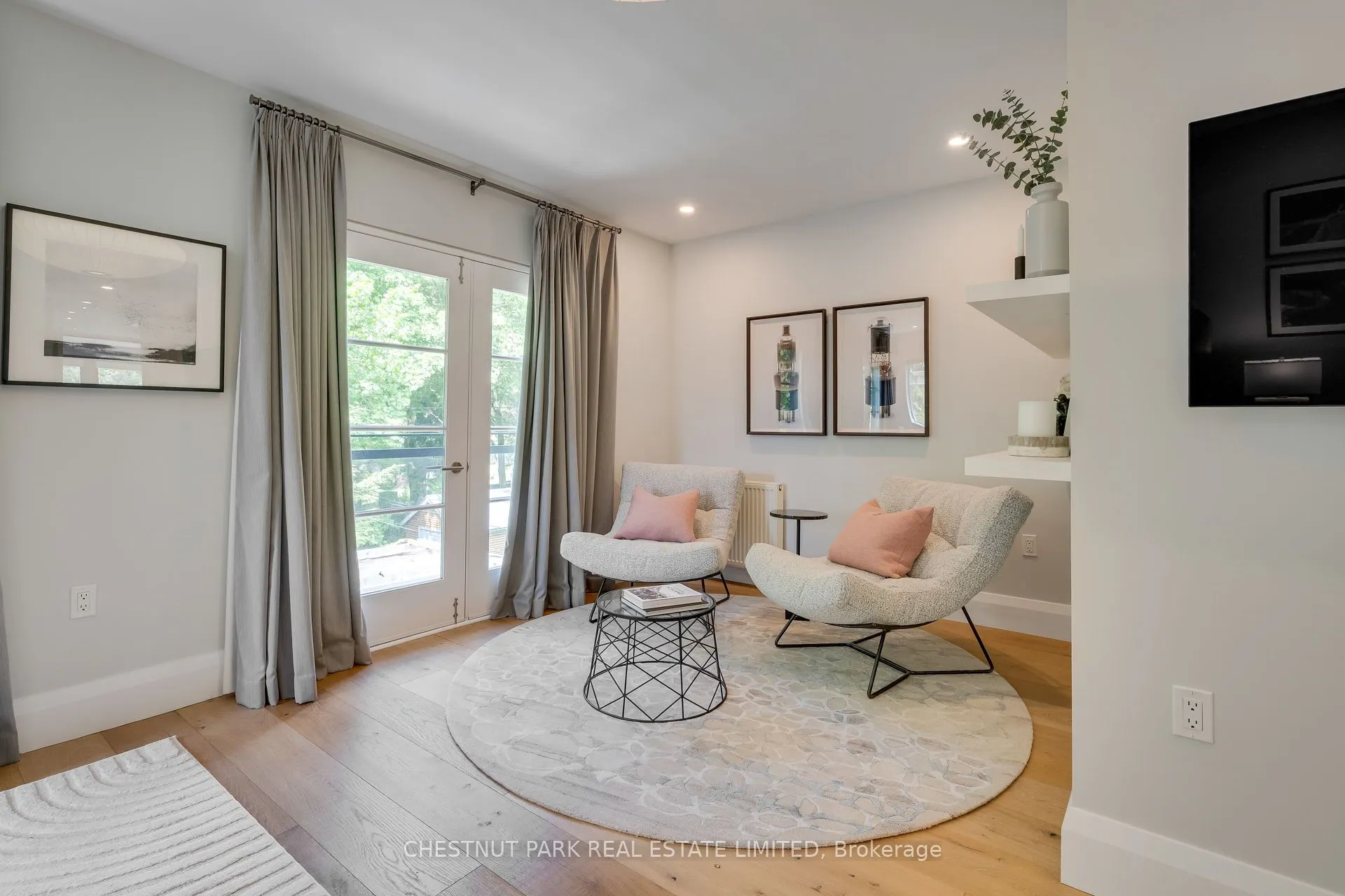16 Inglewood Drive