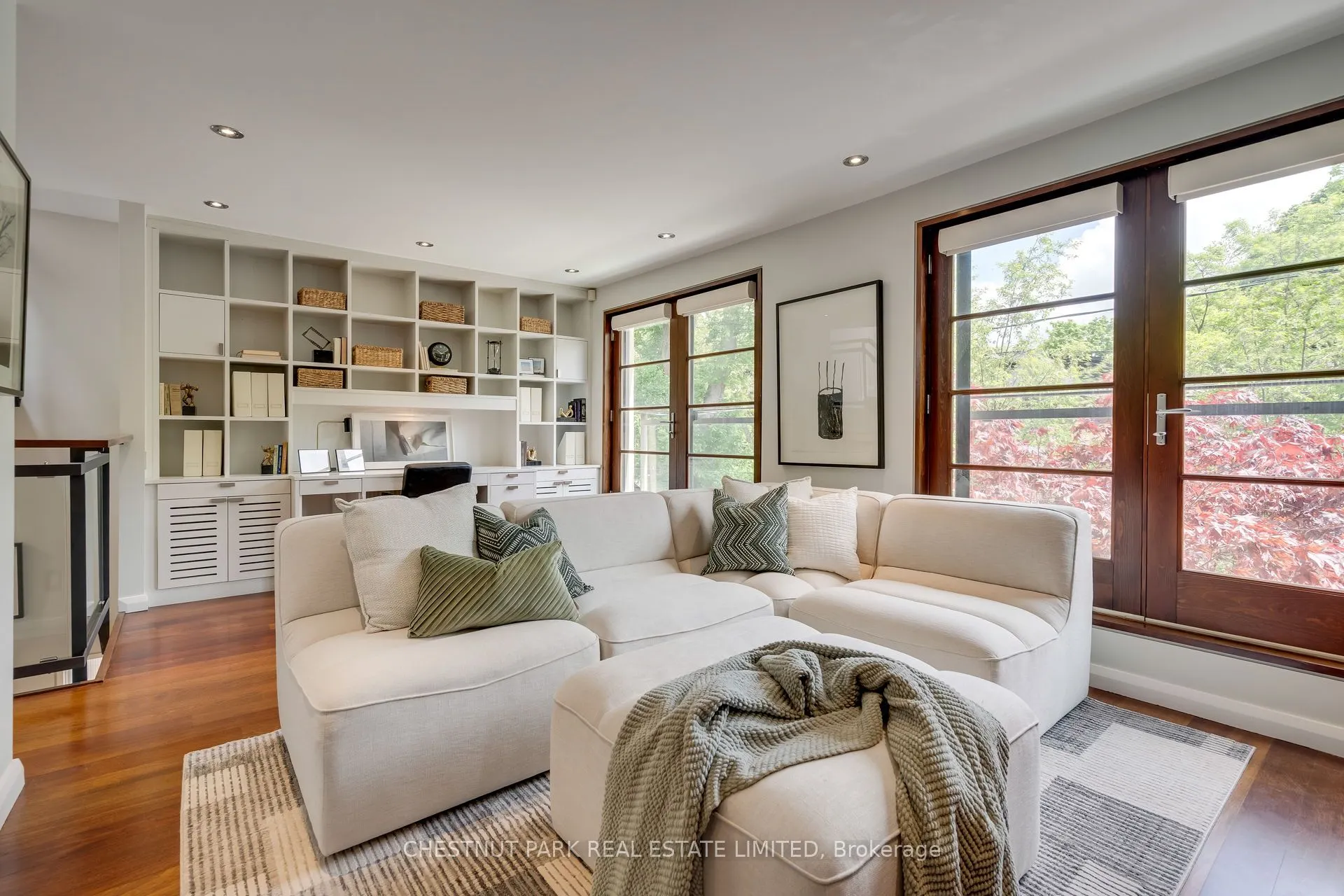 16 Inglewood Drive