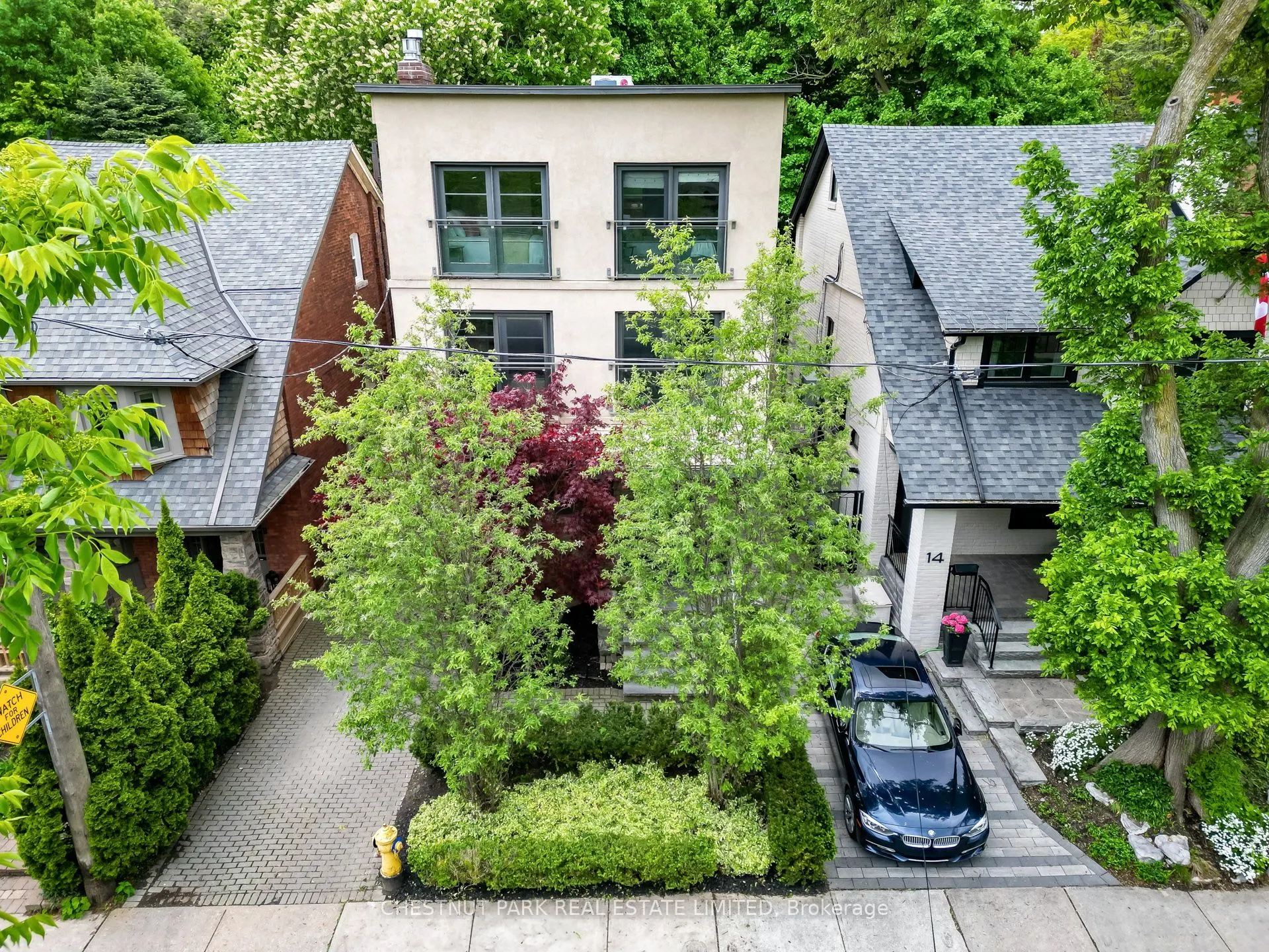 16 Inglewood Drive