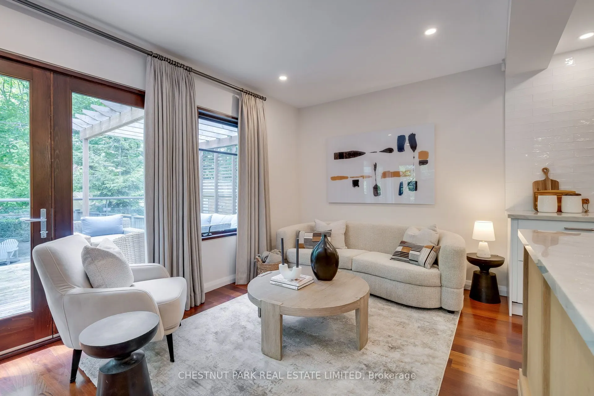 16 Inglewood Drive