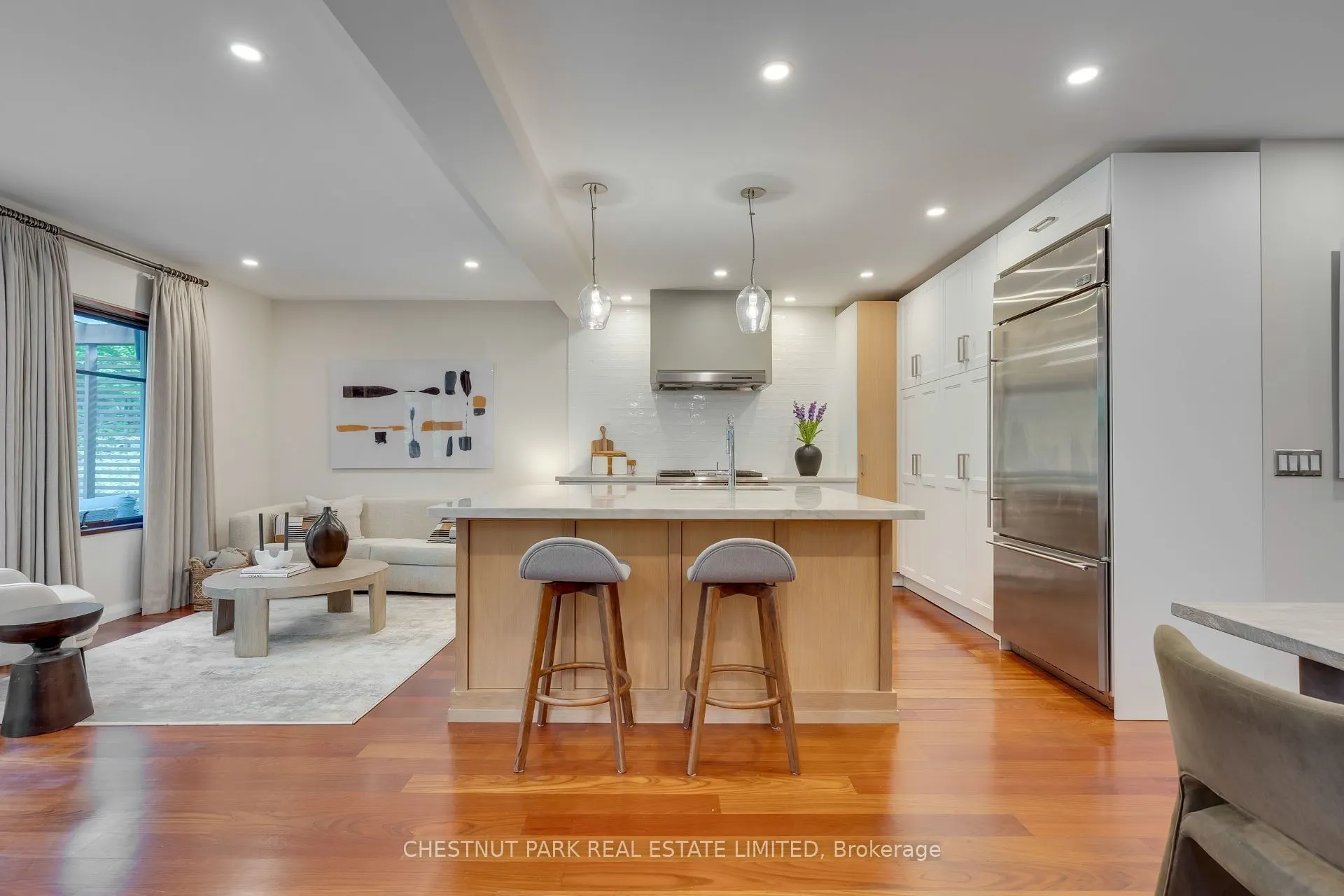 16 Inglewood Drive
